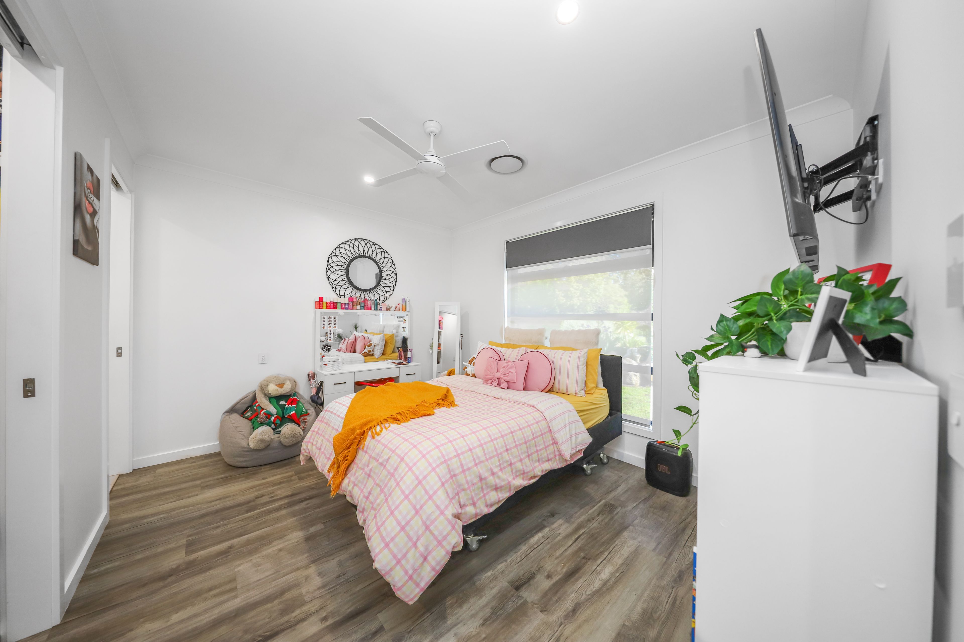 36 Cromwell Street — photo 15 of 27