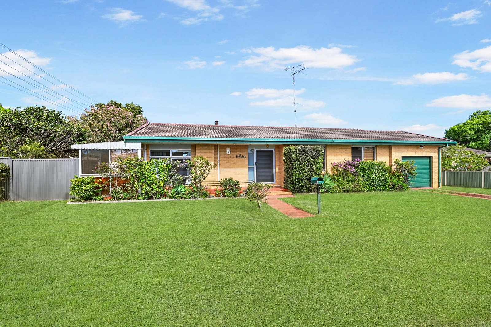 5 Barden Court, Harristown, QLD 4350