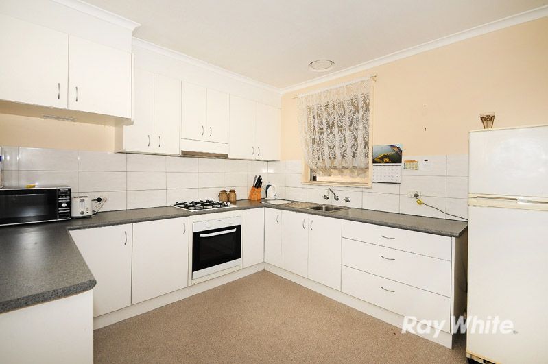 5 Juniper Court, Frankston North, VIC 3200