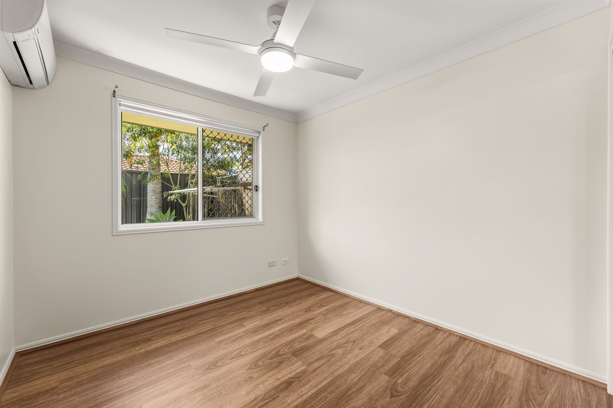 24/1 Bridgman Drive — photo 18 of 30