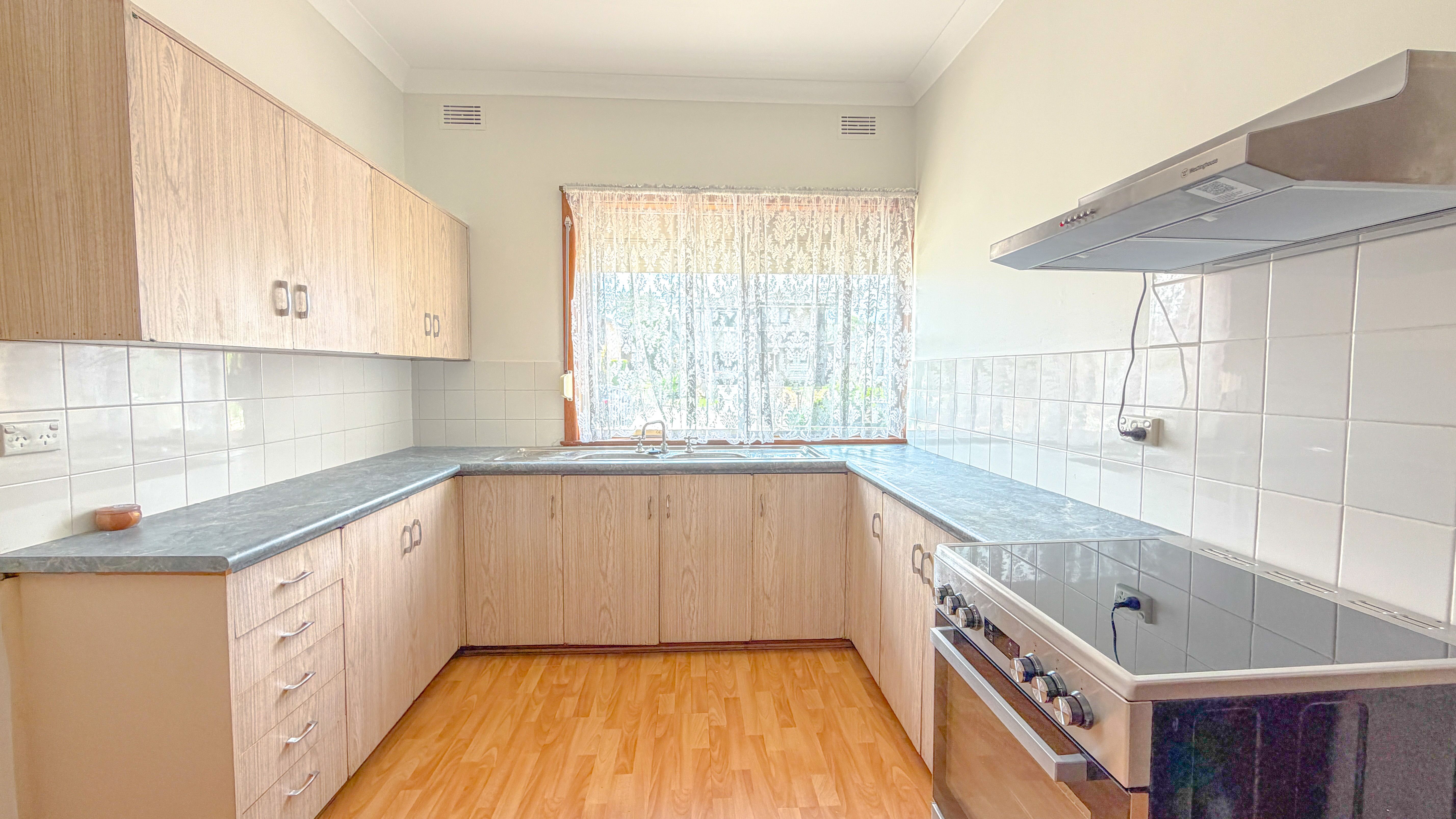 33 Links Avenue, Cabramatta, NSW 2166