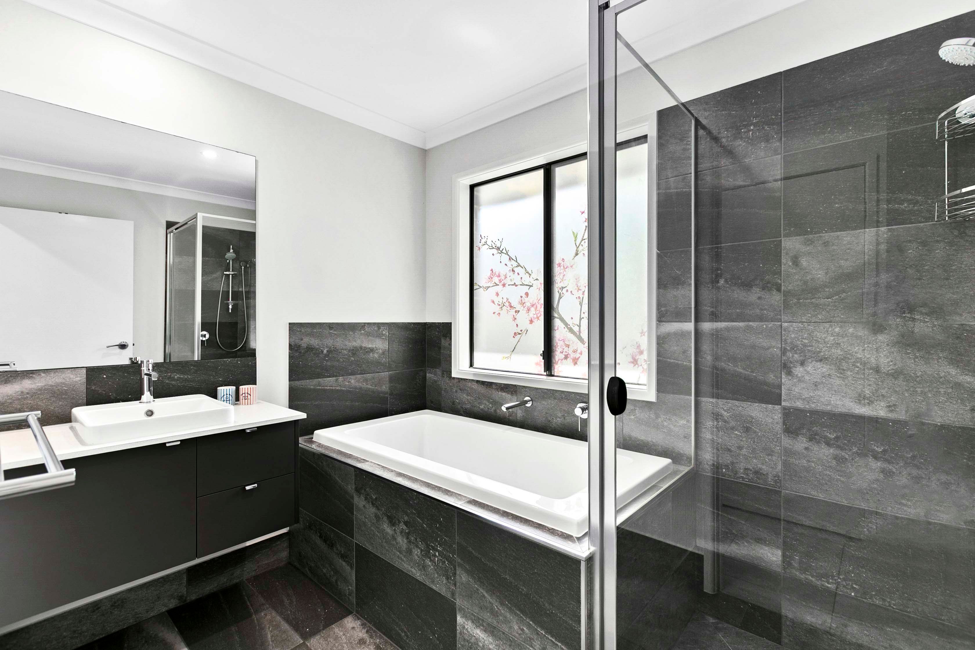 25 Spence Street — photo 17 of 28