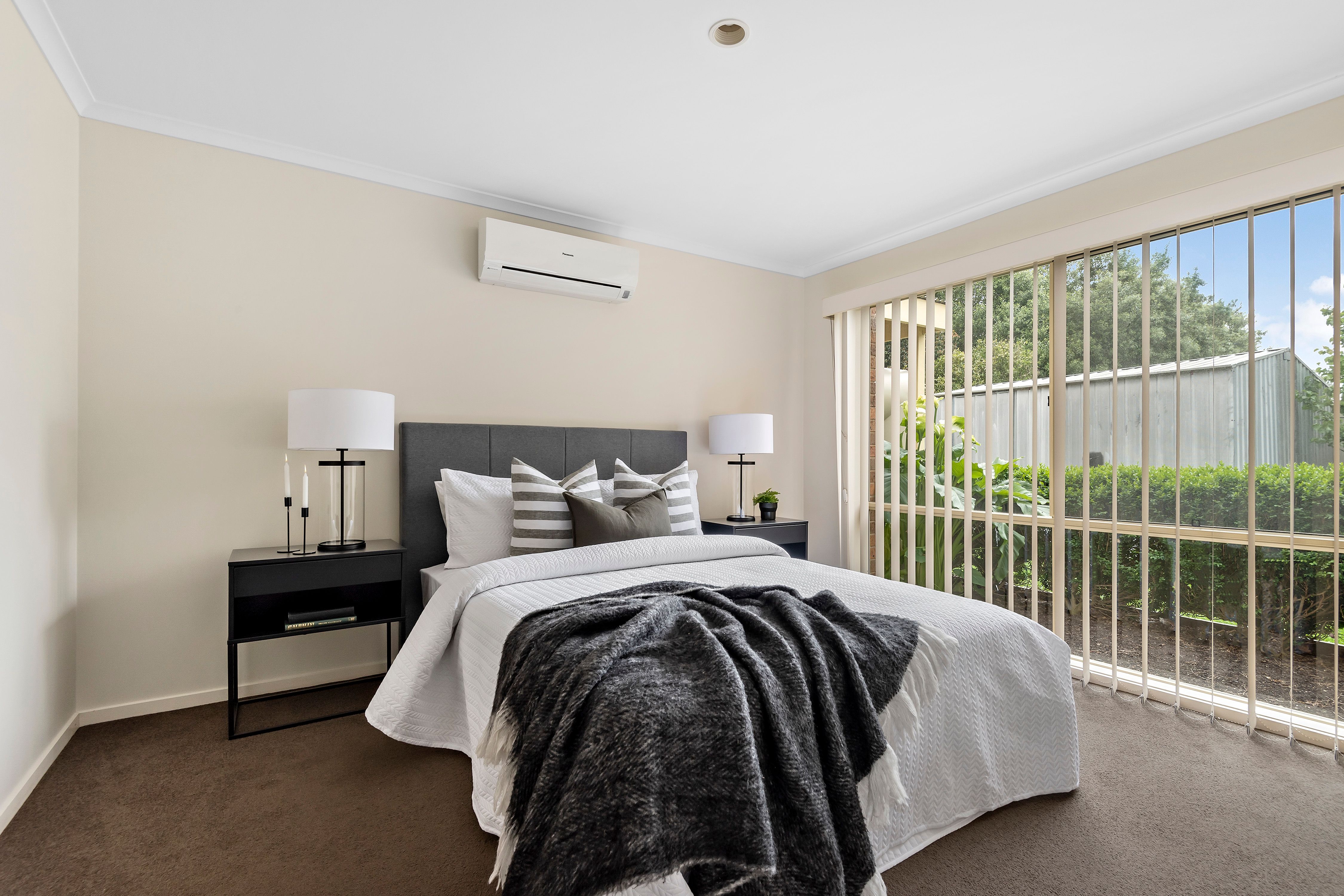 36 Scotsdale Drive, Cranbourne East, VIC 3977 House for Sale Ray