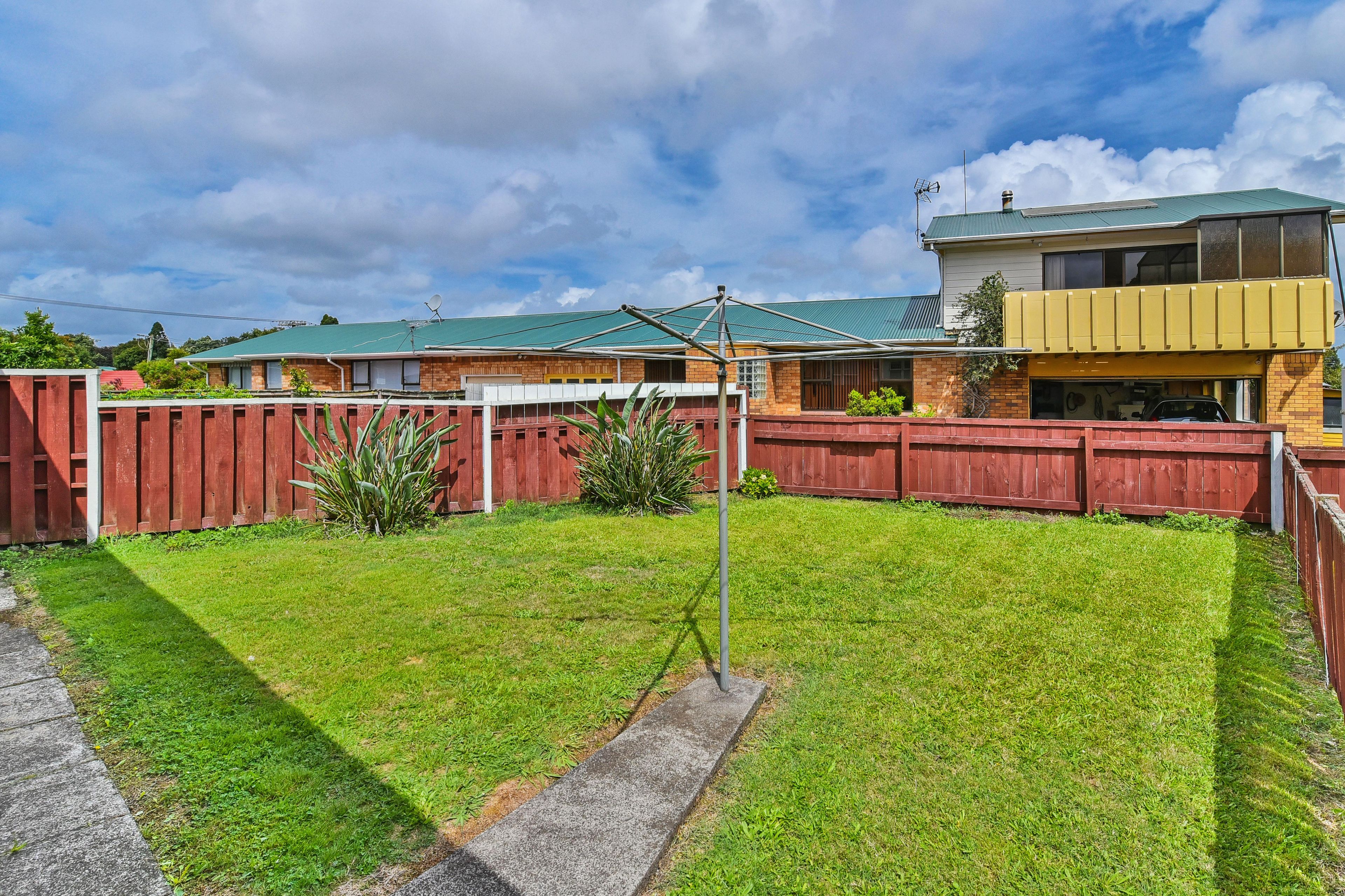 12A Miles Avenue, Papatoetoe, Manukau City