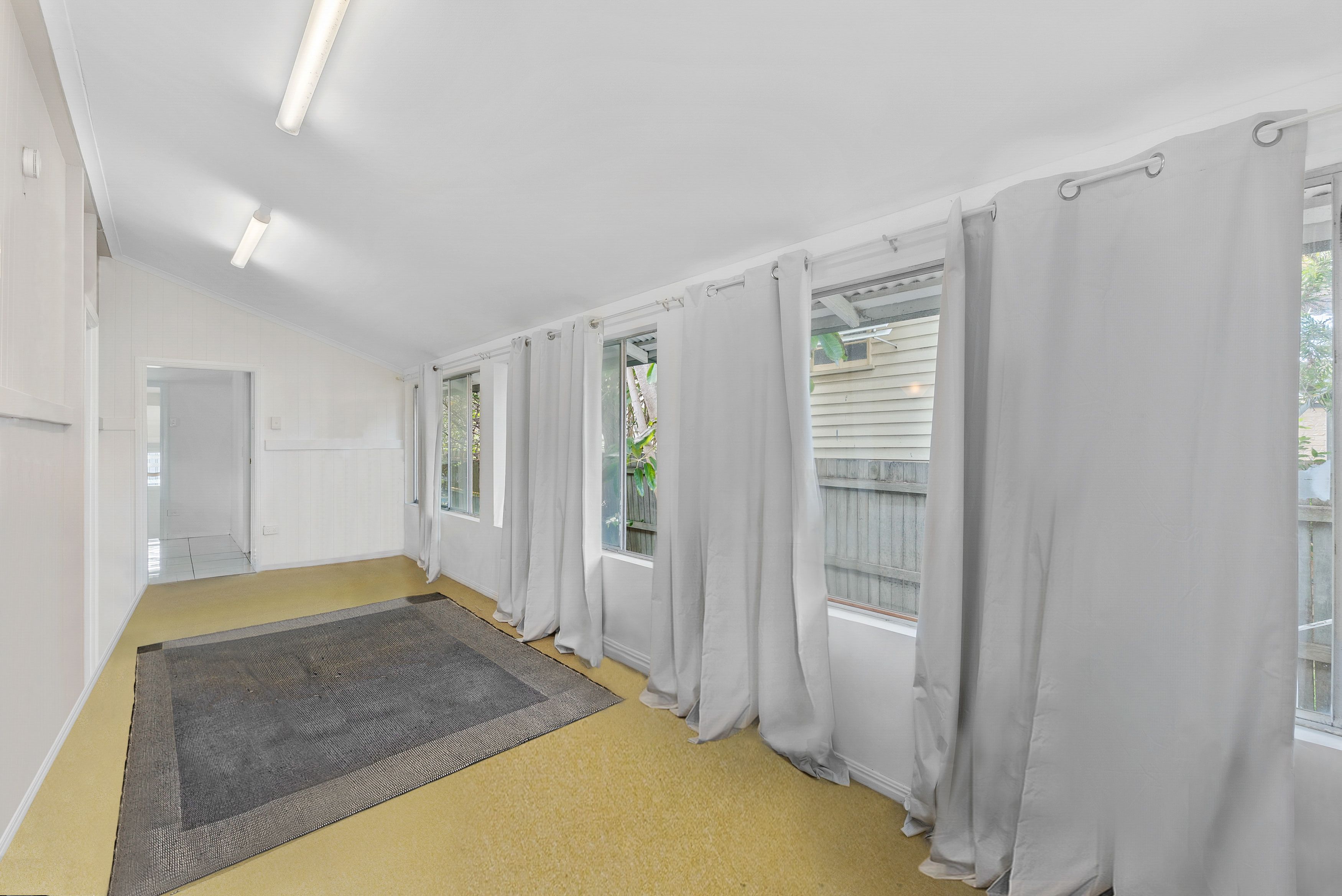 24 Ellen Street, Woody Point, QLD 4019
