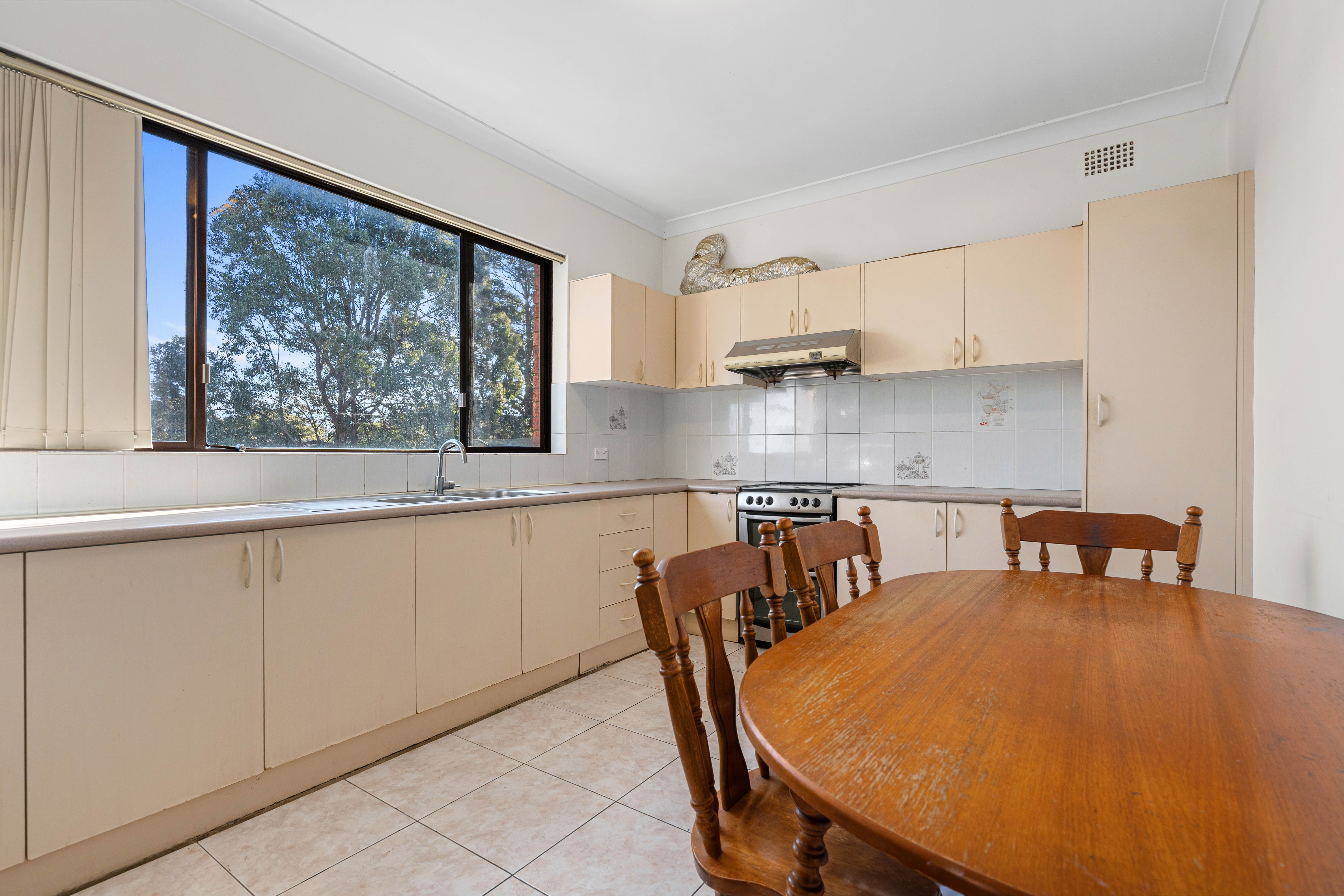 8/28-32 Illawarra Street — photo 3 of 7