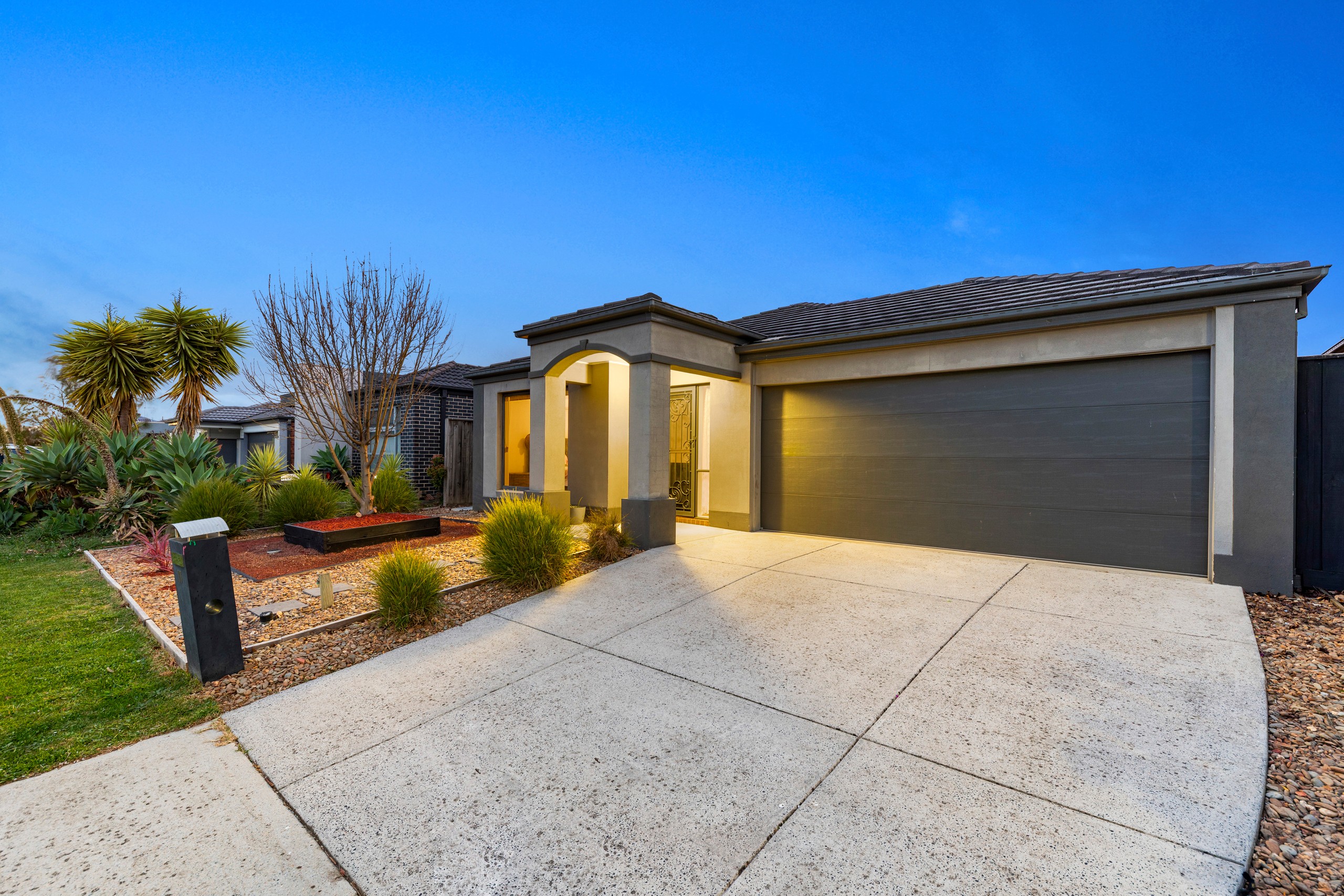 11 Field Street, Pakenham, VIC 3810