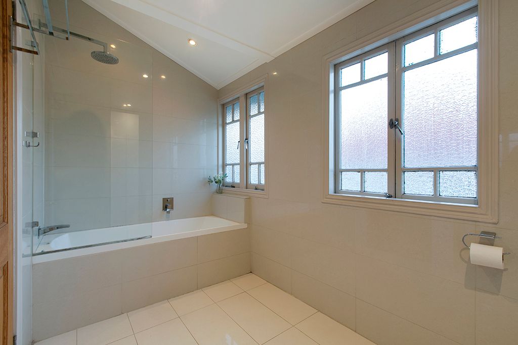 19 Rose Street — photo 13 of 17