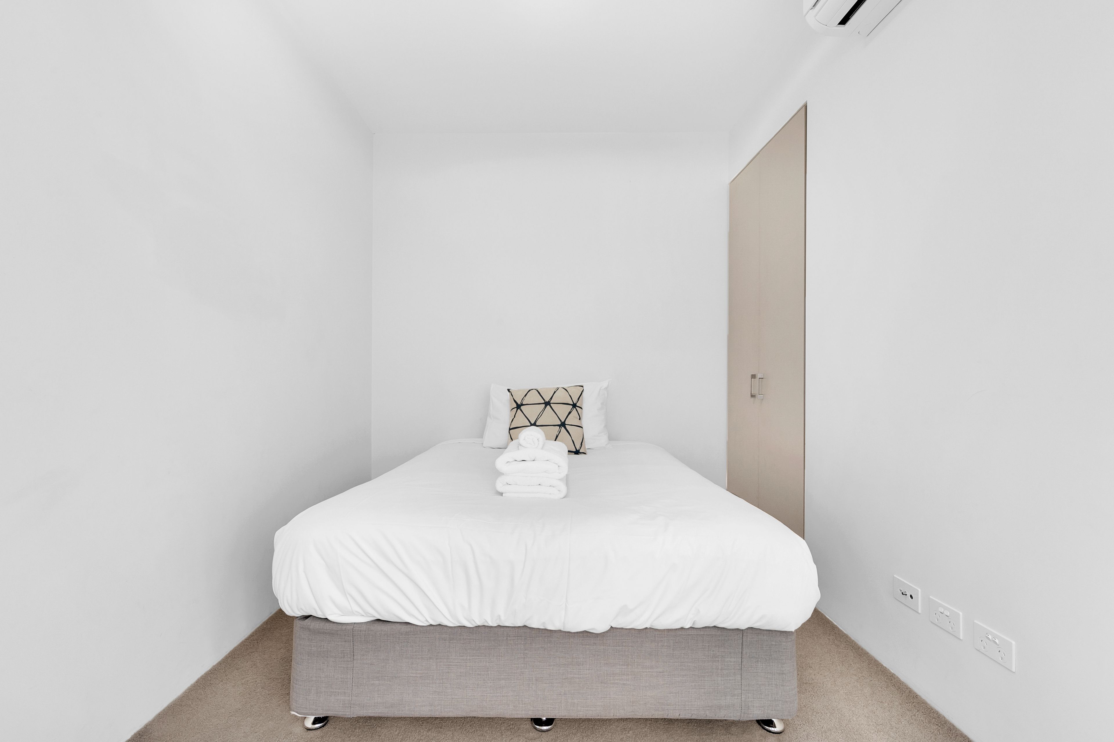 30504/40 Duncan Street — photo 10 of 16