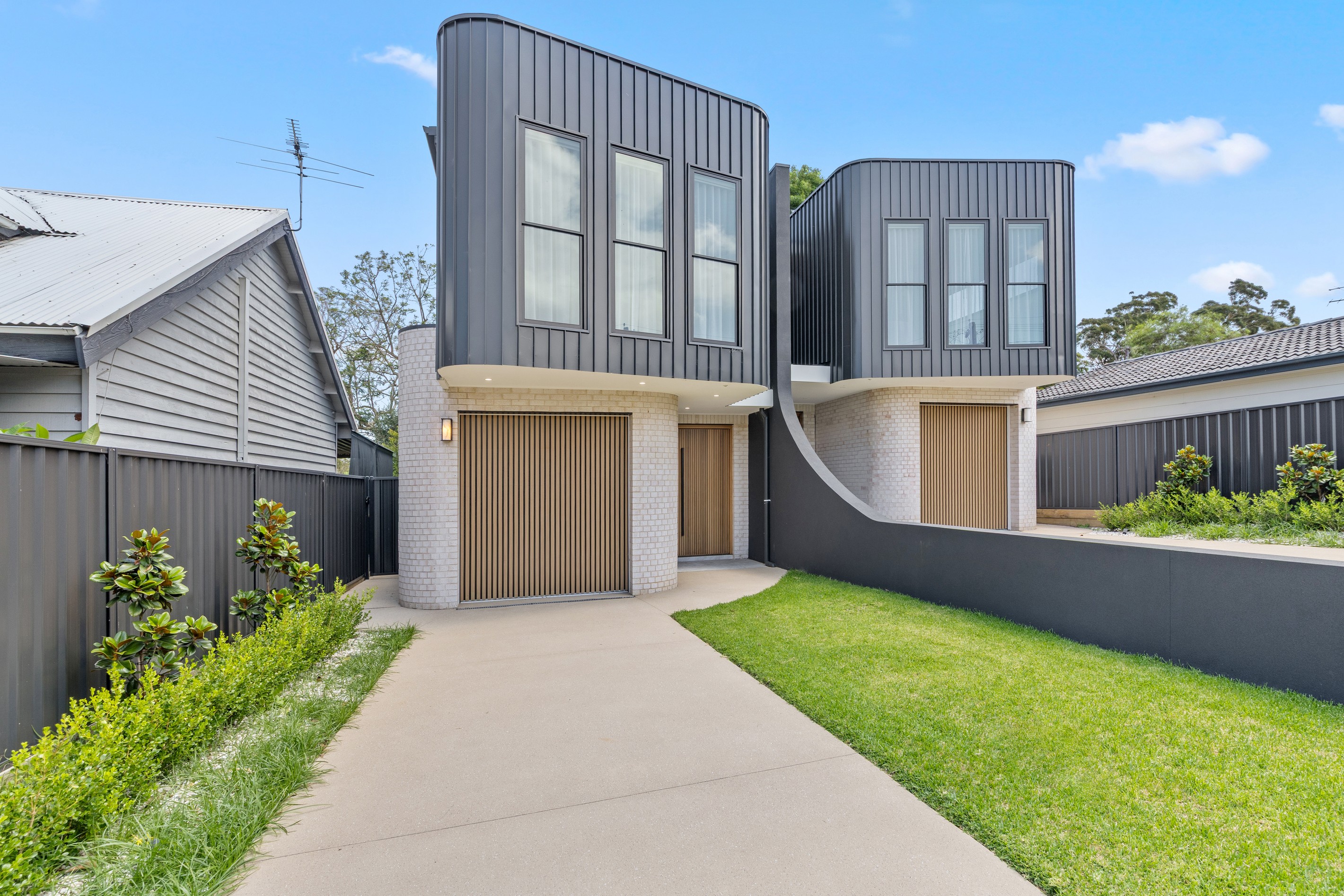 1B Monteray Avenue, Mannering Park, NSW 2259