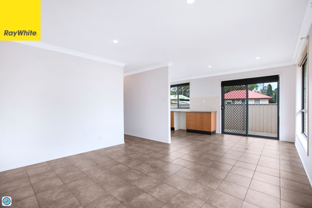 2/3 Massey Street, Berkeley, NSW 2506
