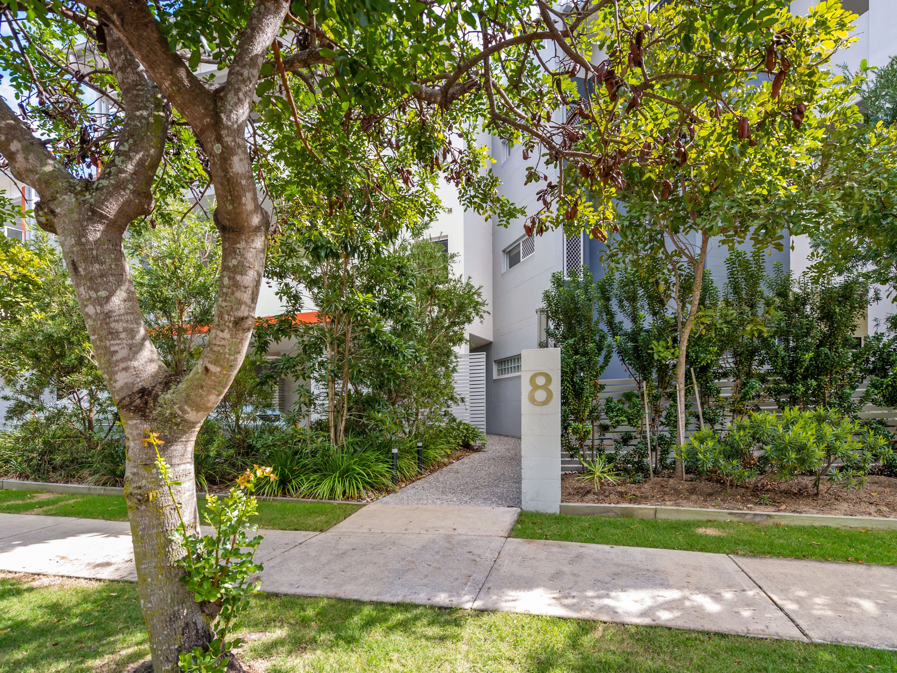 8 Mercer Avenue, Kedron QLD 4031