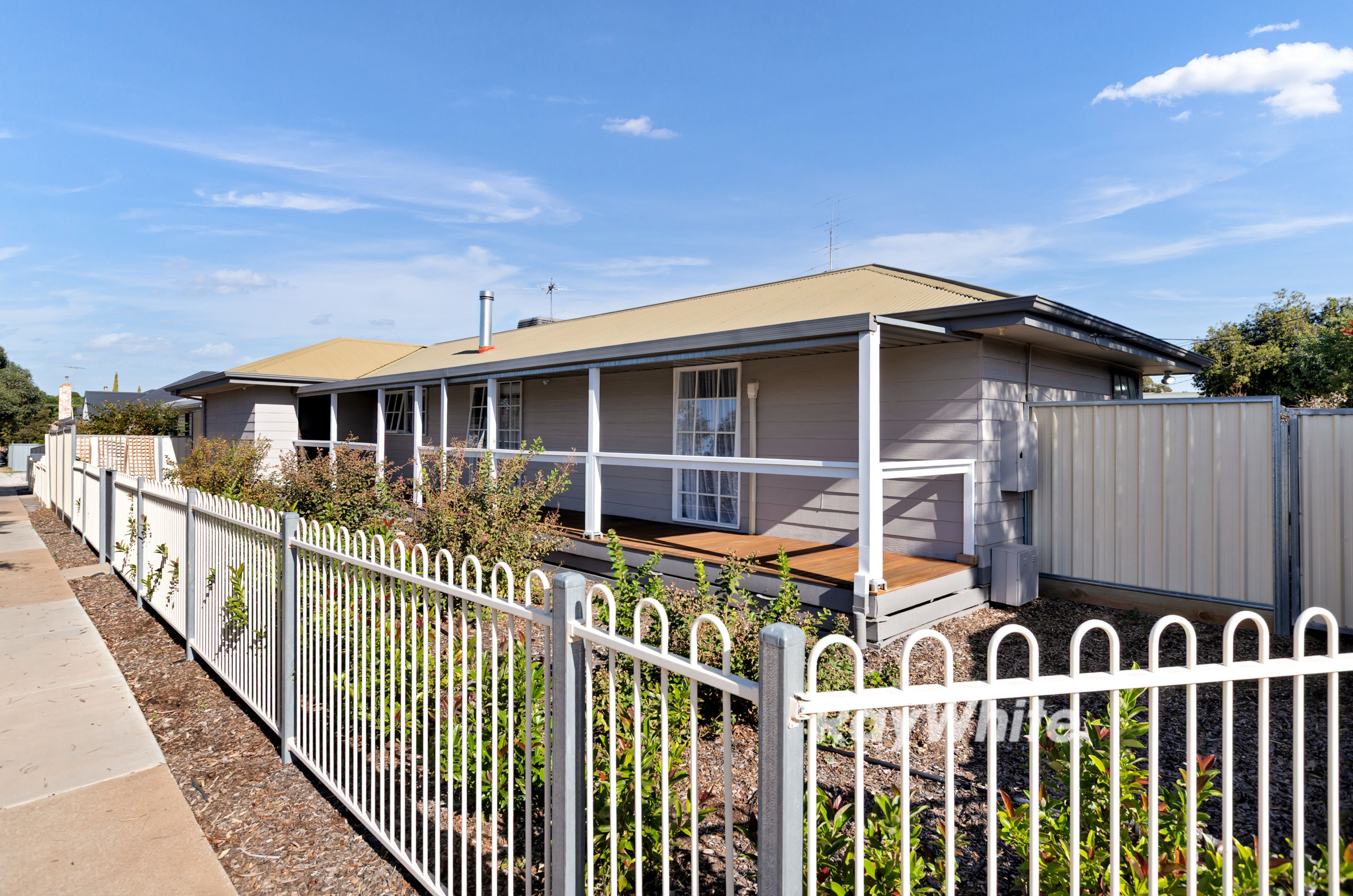 140 Magnolia Avenue, Mildura VIC 3500