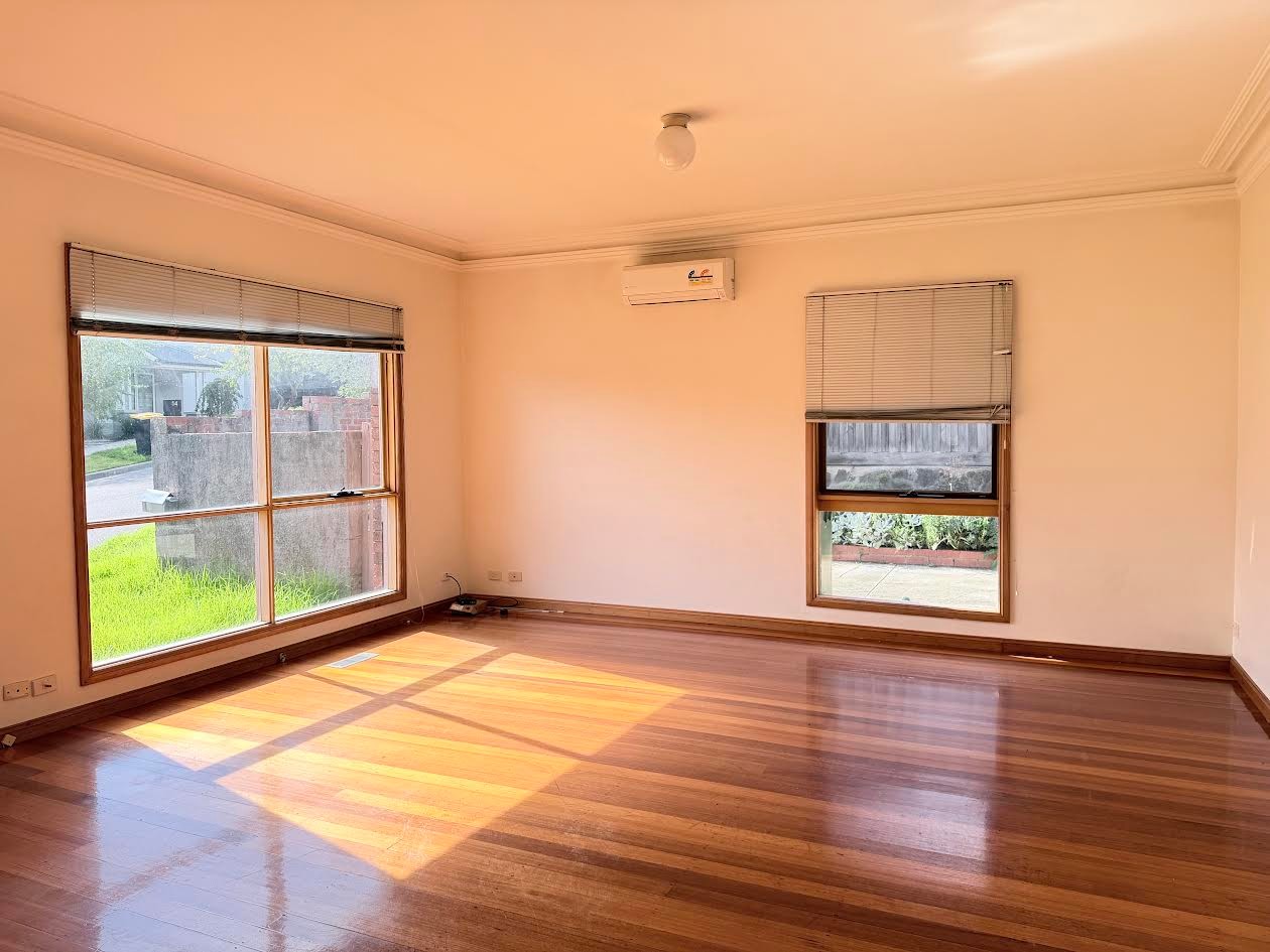 34 Railway Road, Briar Hill, VIC 3088