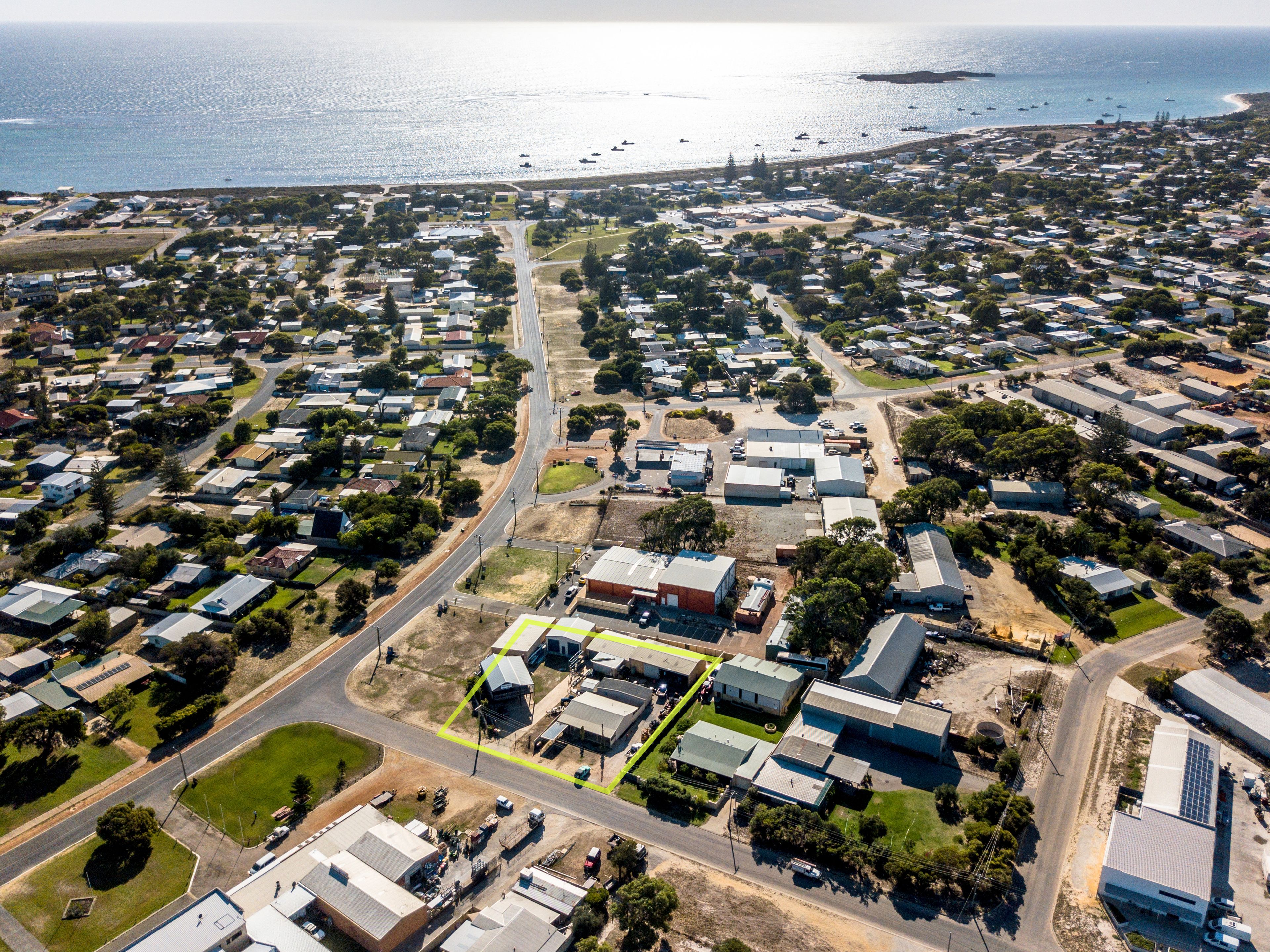 27 Walker Avenue, Lancelin, WA 6044