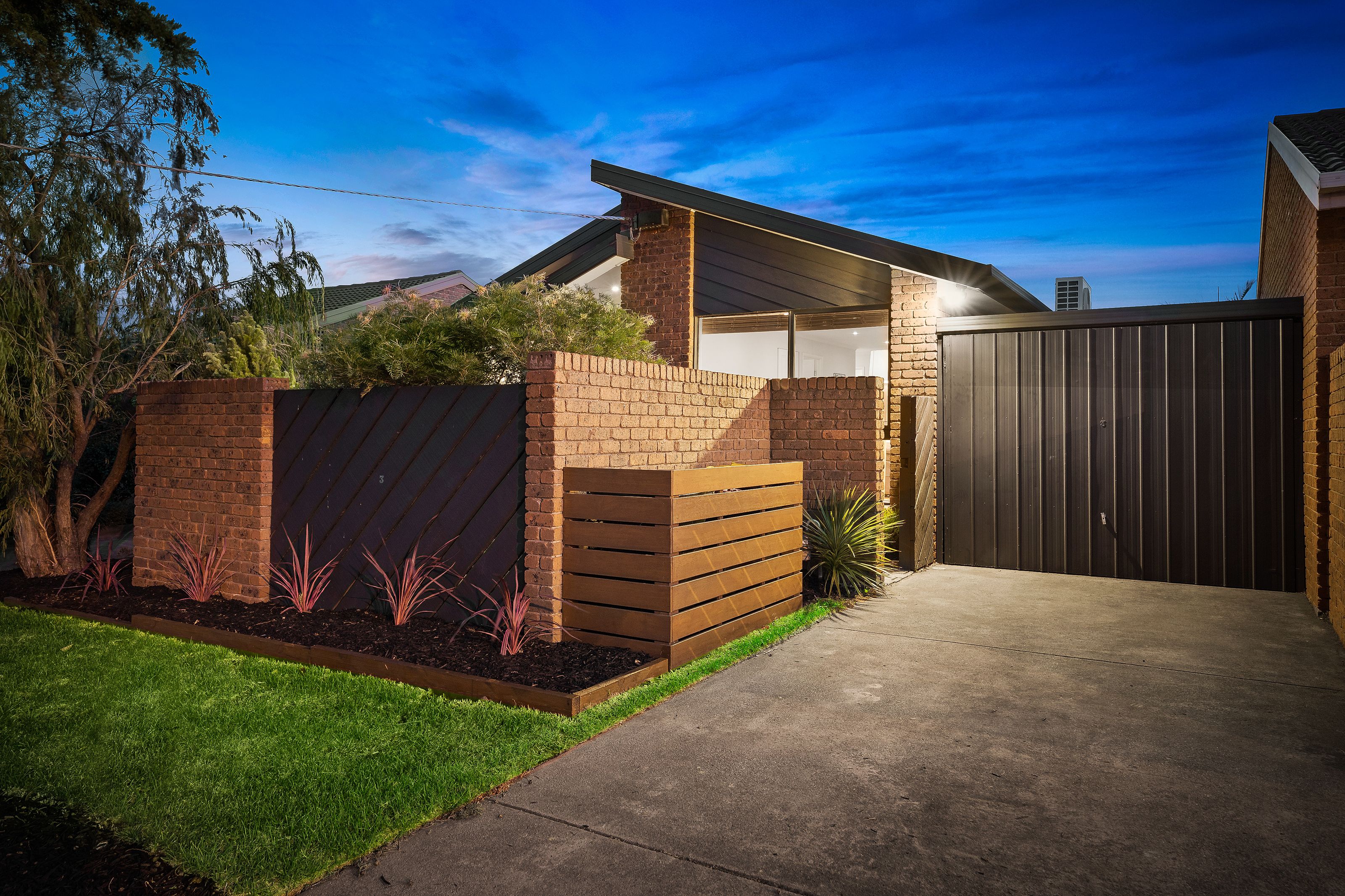 2 Monash Drive, Mulgrave VIC 3170