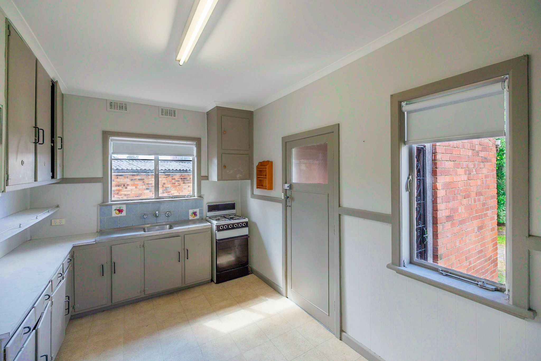 34 Manuka Street — photo 4 of 8