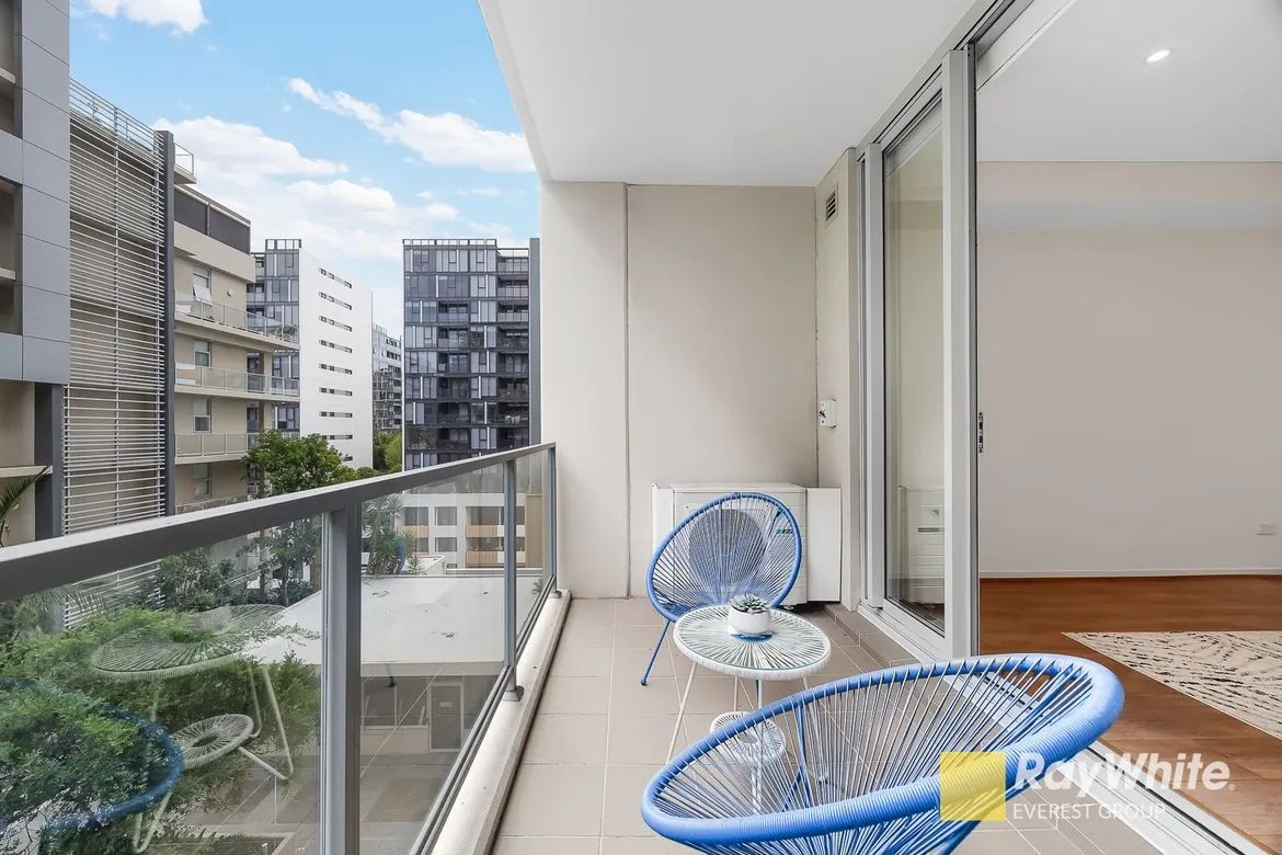 B510/8 Bourke Street — photo 8 of 14