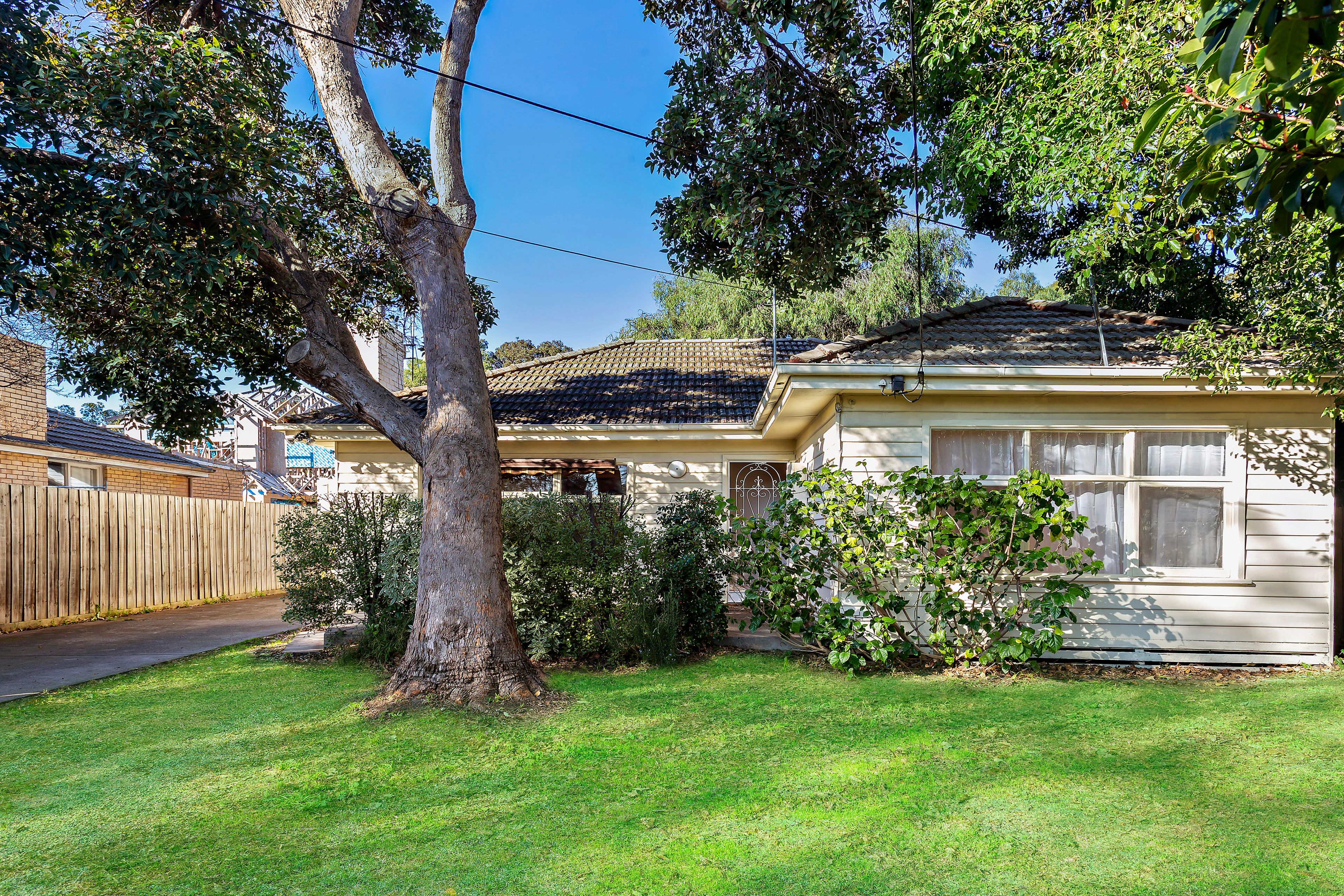 18 Elora Road, Oakleigh South VIC 3167
