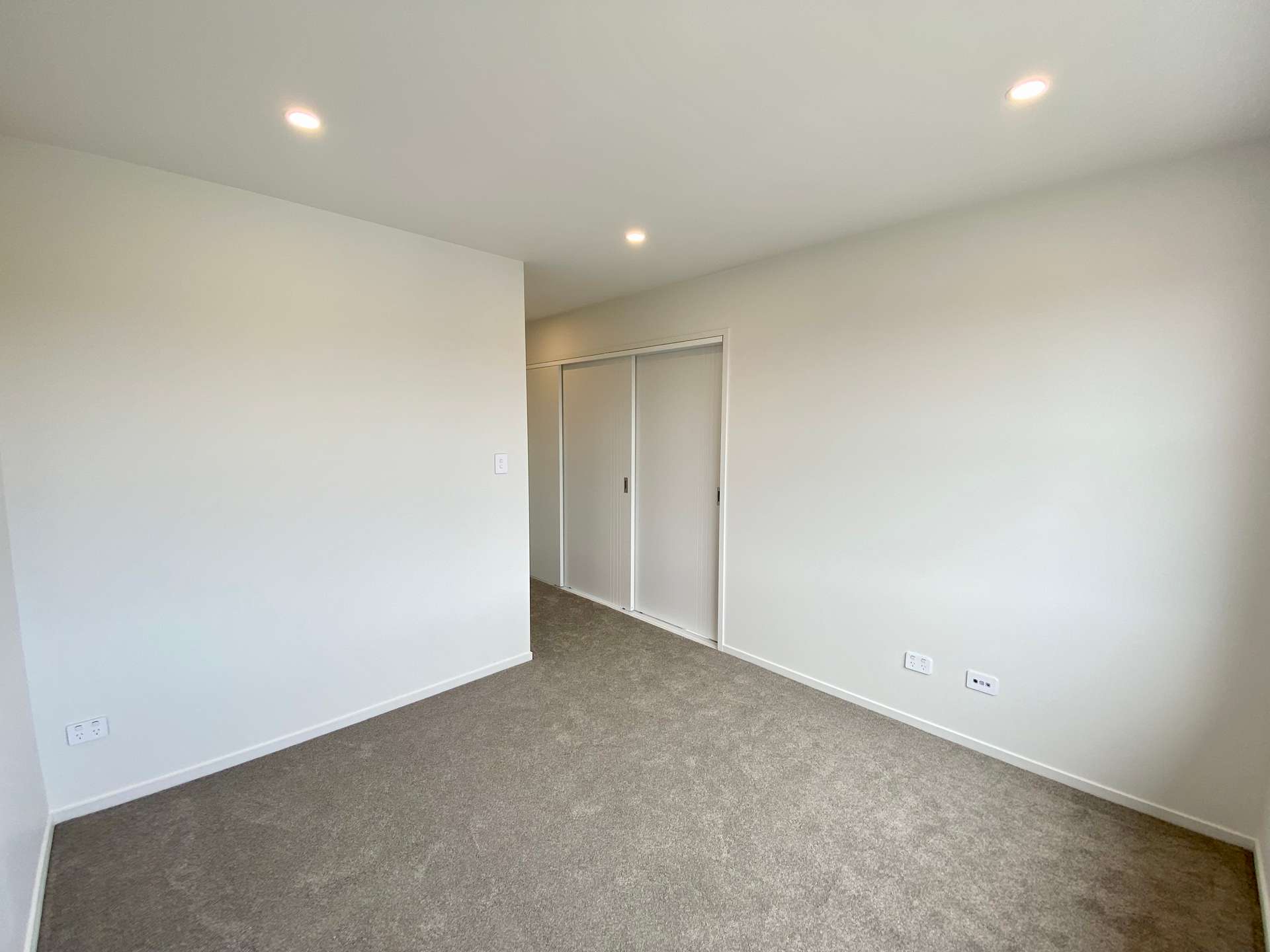 19 Bloom Crescent photo 9
