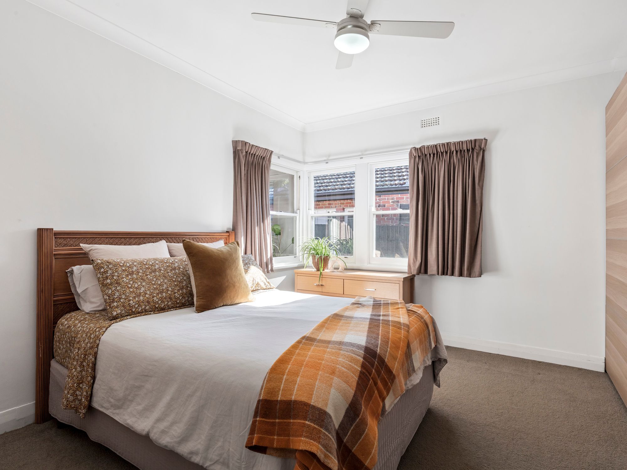 8 Philip Street — photo 9 of 13