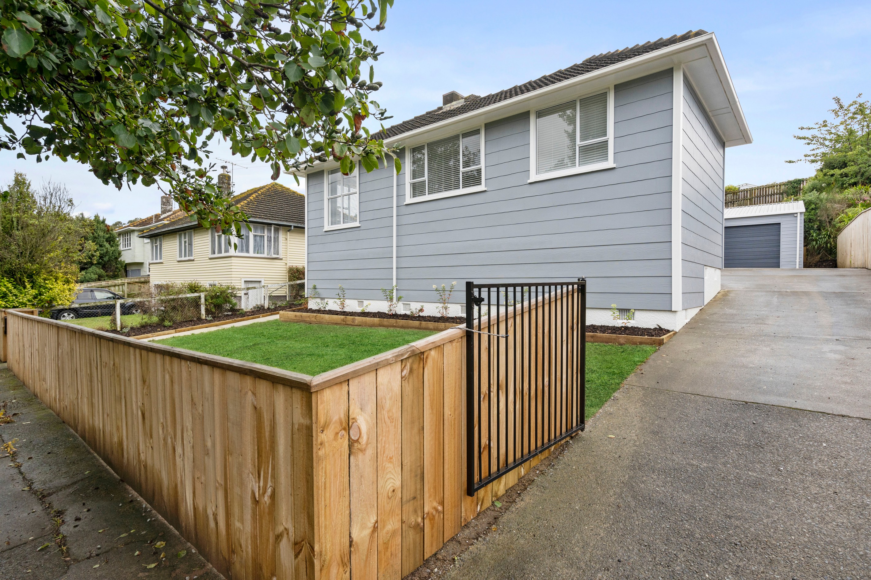 67 Mungavin Avenue, Ranui Heights, Porirua City