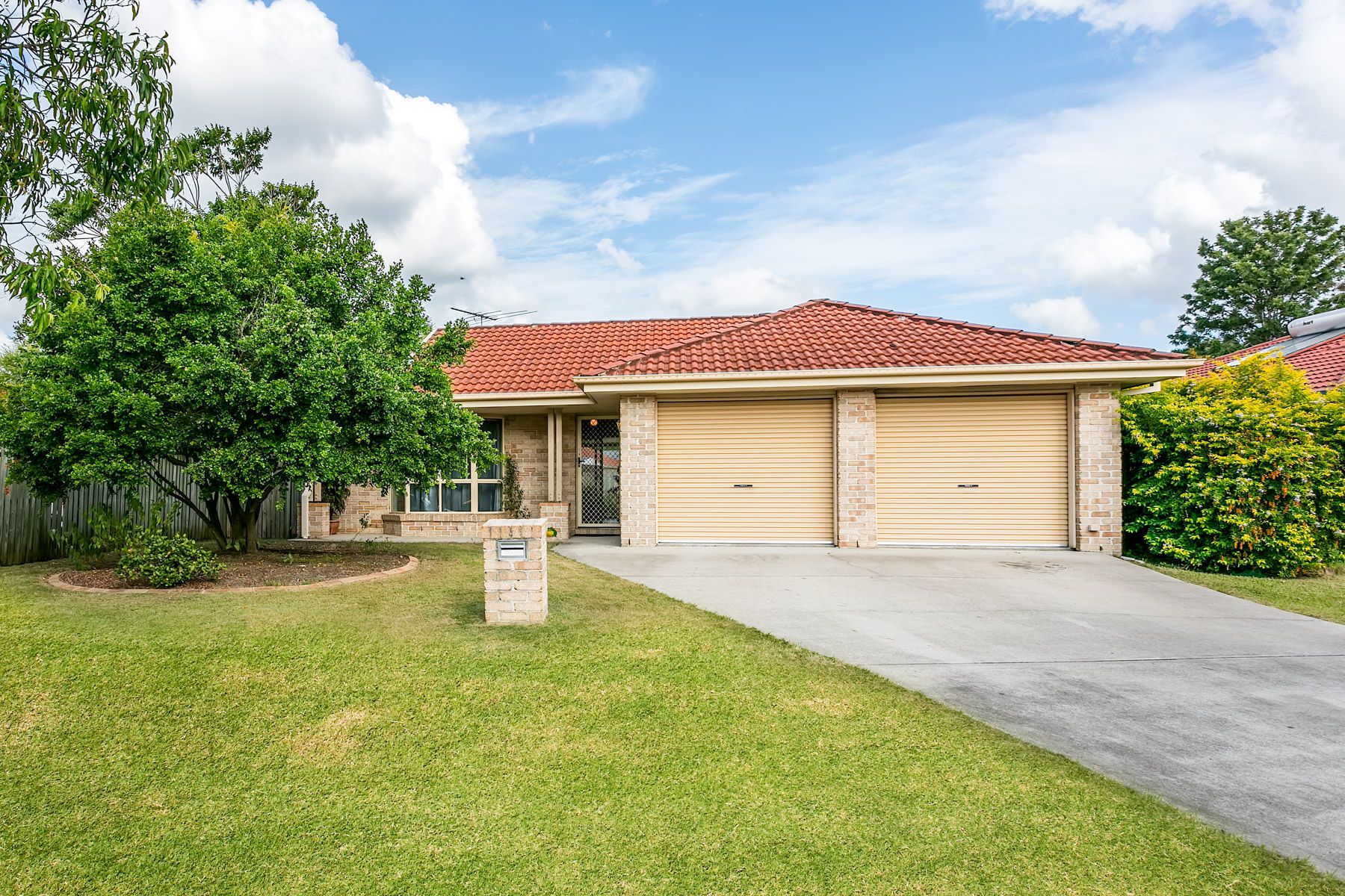 4 Ku-Ring-Gai Close, Loganholme, QLD 4129