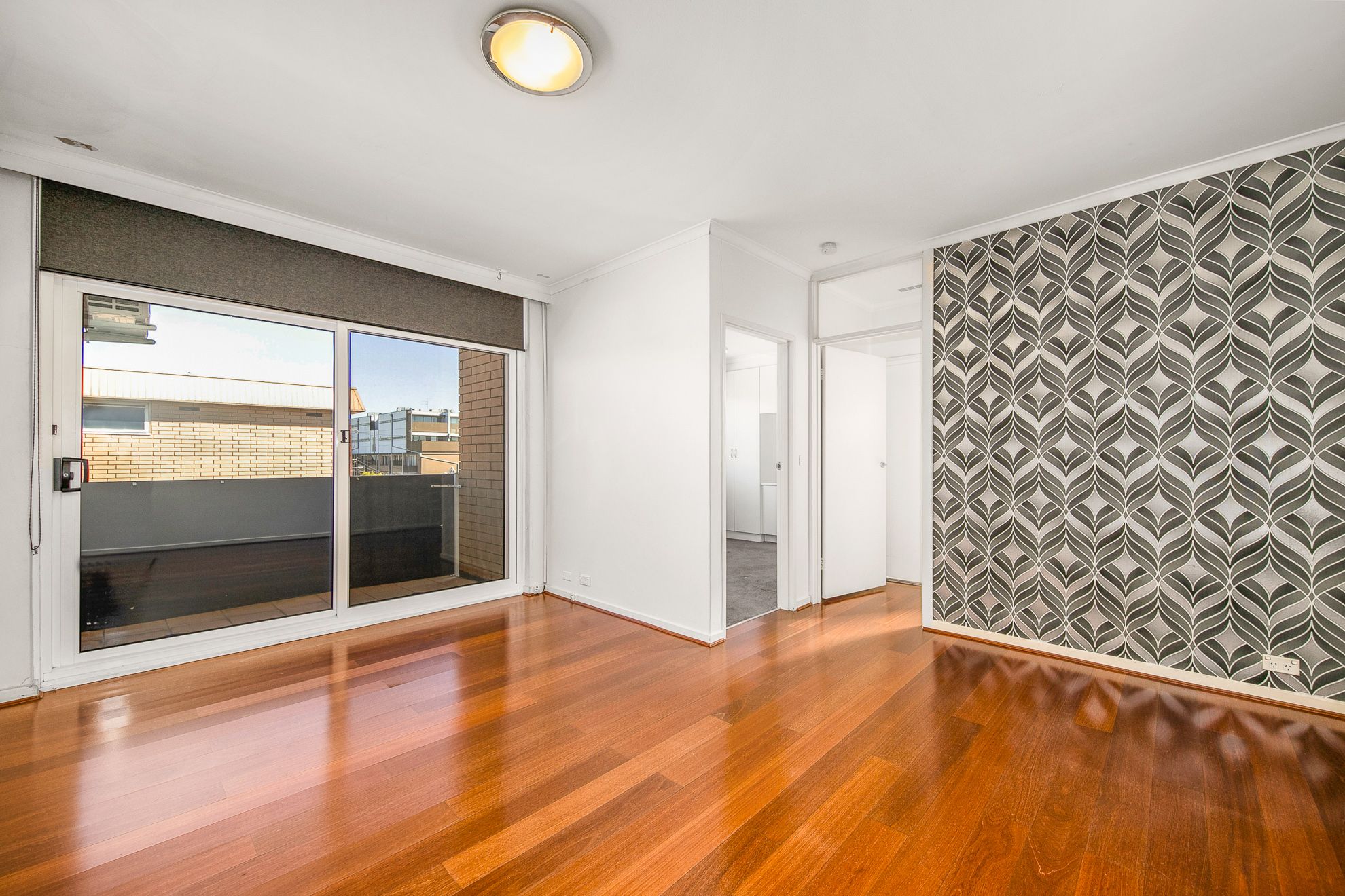 9/6 McKay Street — photo 2 of 9