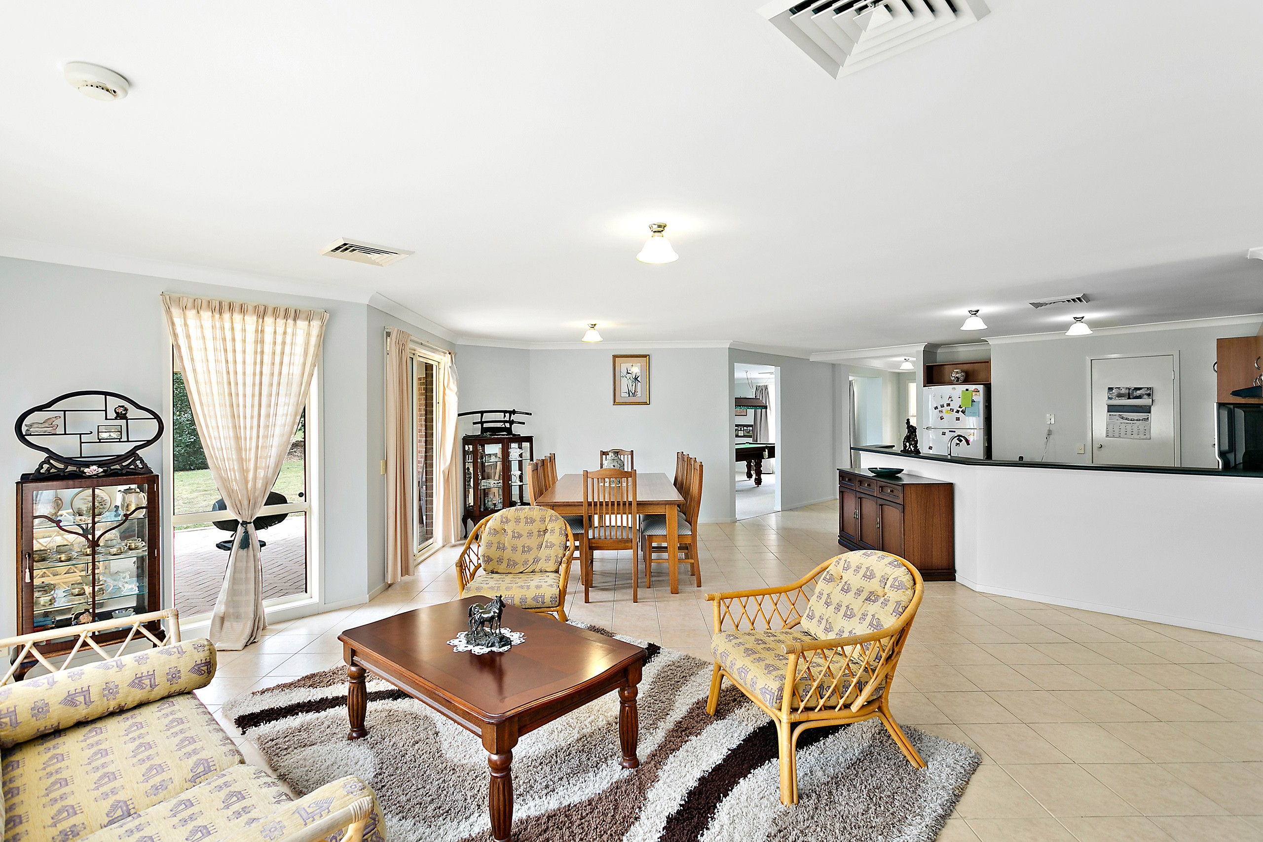 2 Kingston Town Drive, Kembla Grange, NSW 2526