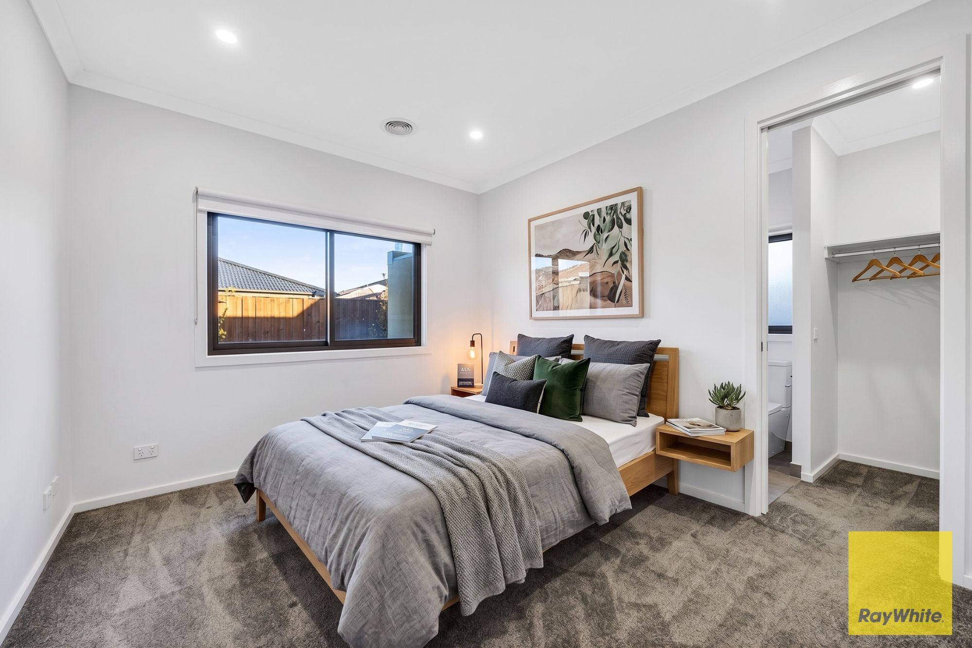 10 Alisma Avenue — photo 9 of 22