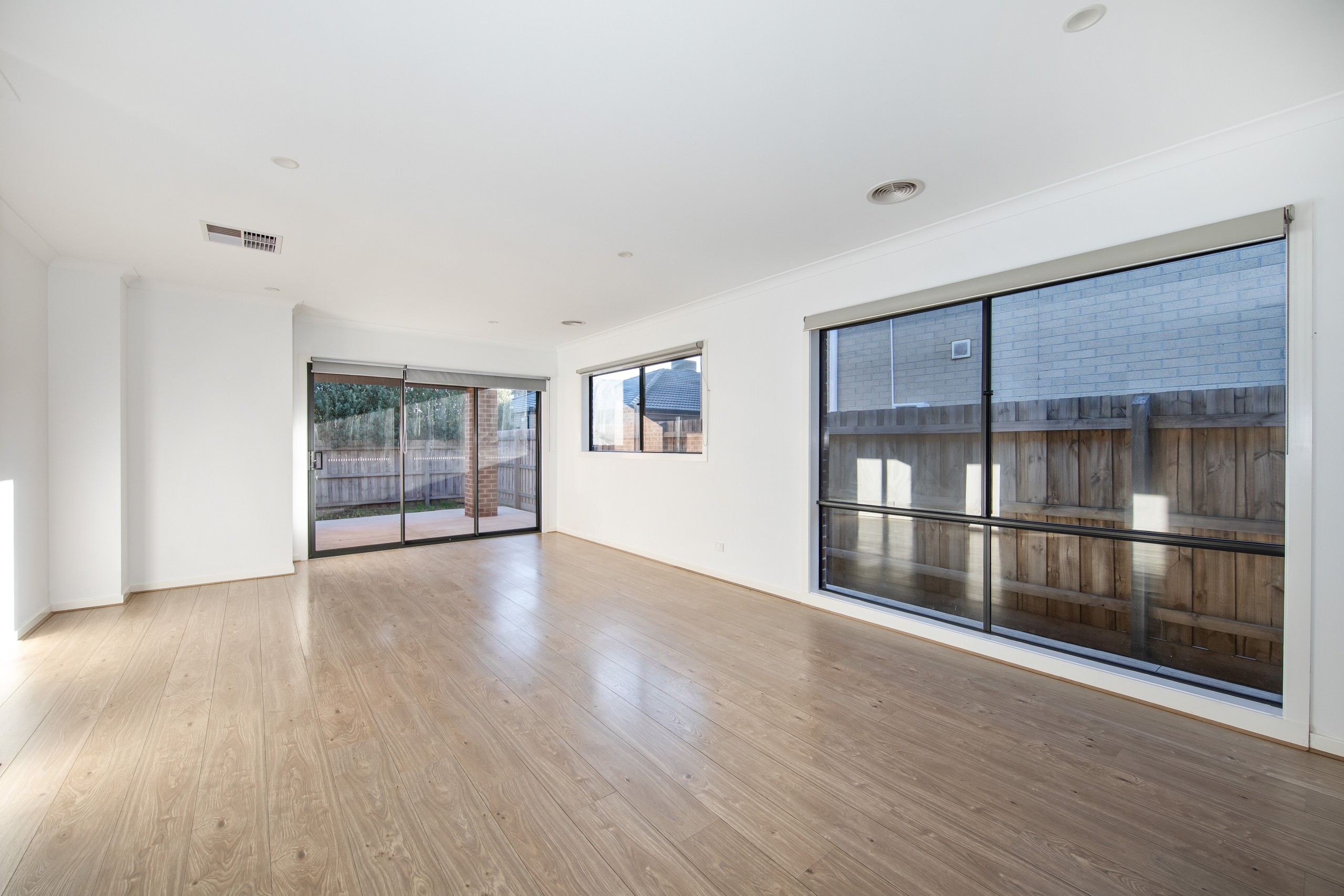 13 Stockade Way, AINTREE, VIC 3336