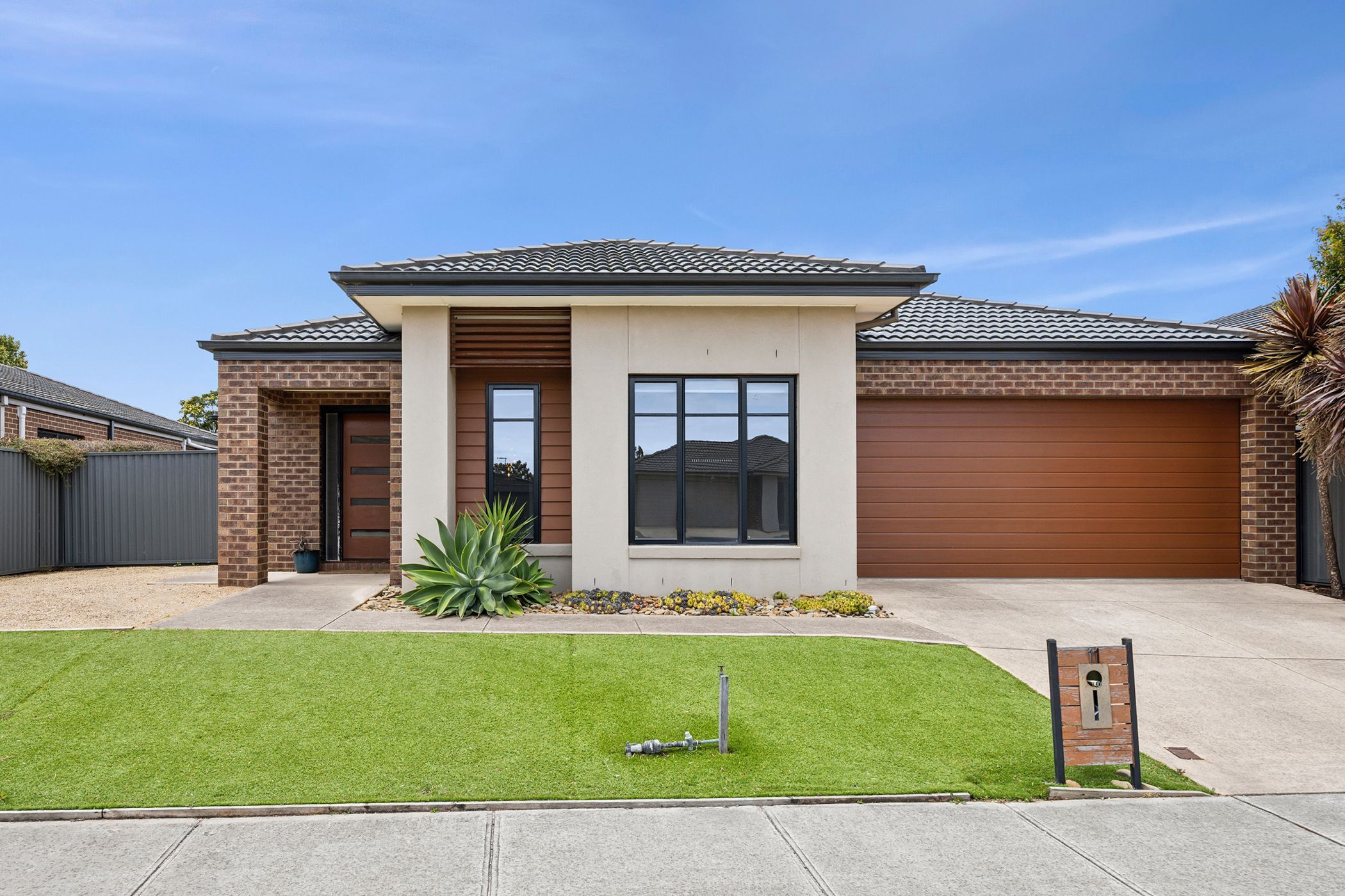 11 Whistling Duck Drive, Lara, VIC 3212