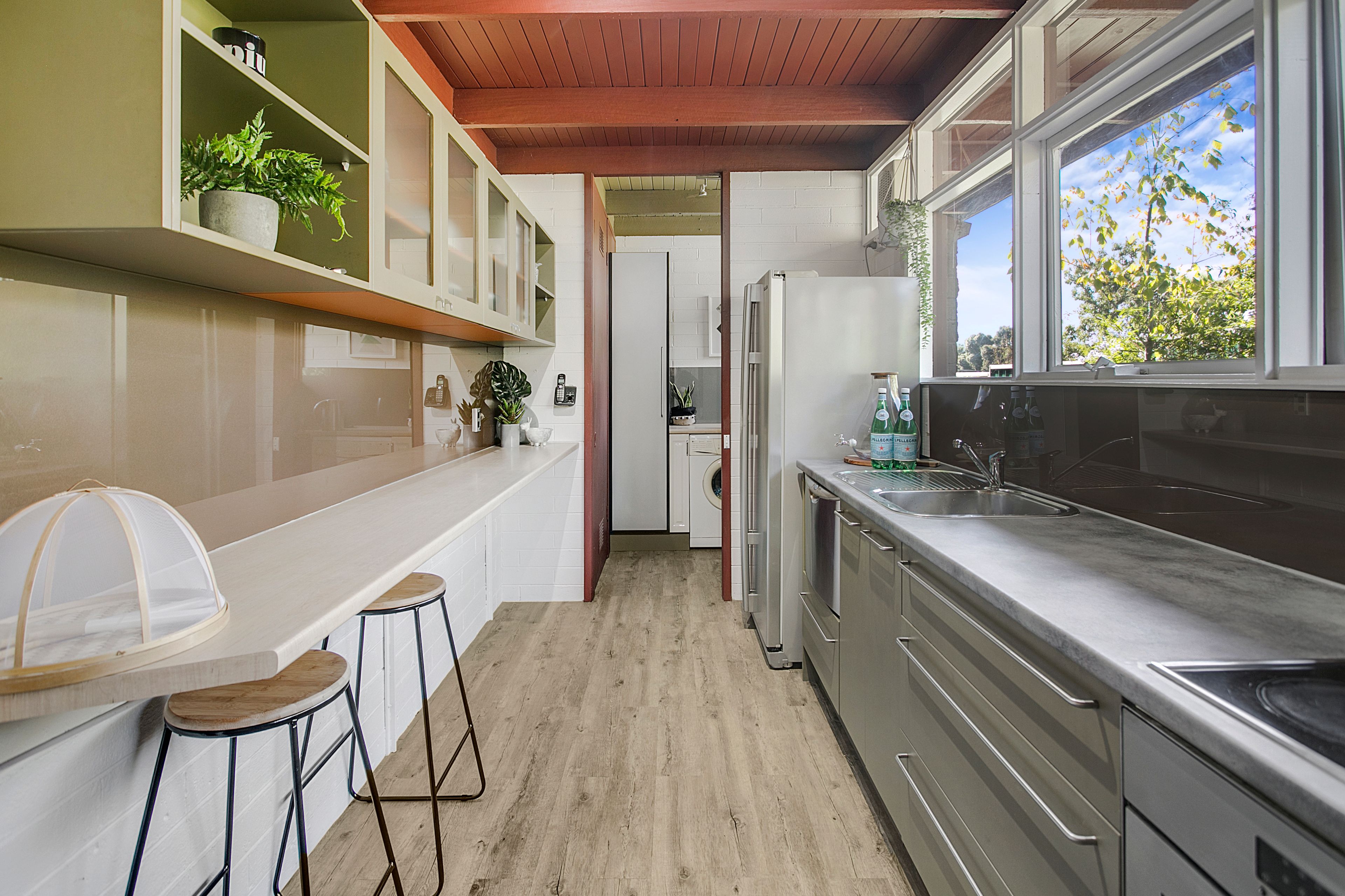 11 Leawarra Parade, Frankston, VIC 3199