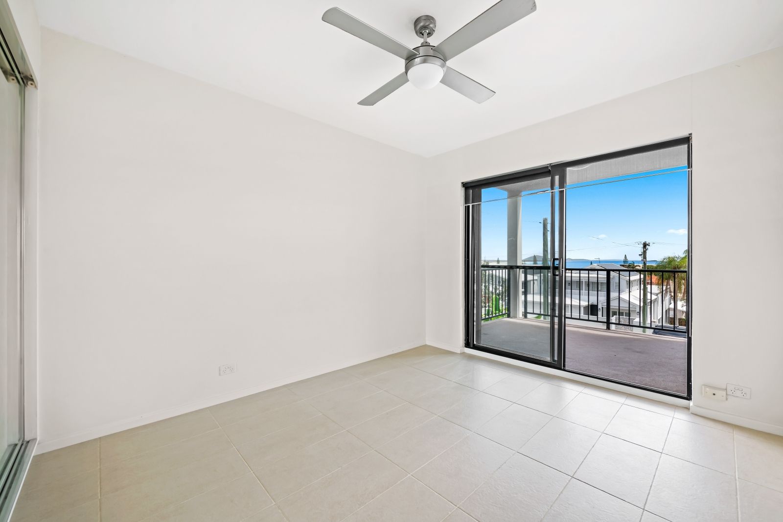 1/22 Buderim Avenue — photo 3 of 9
