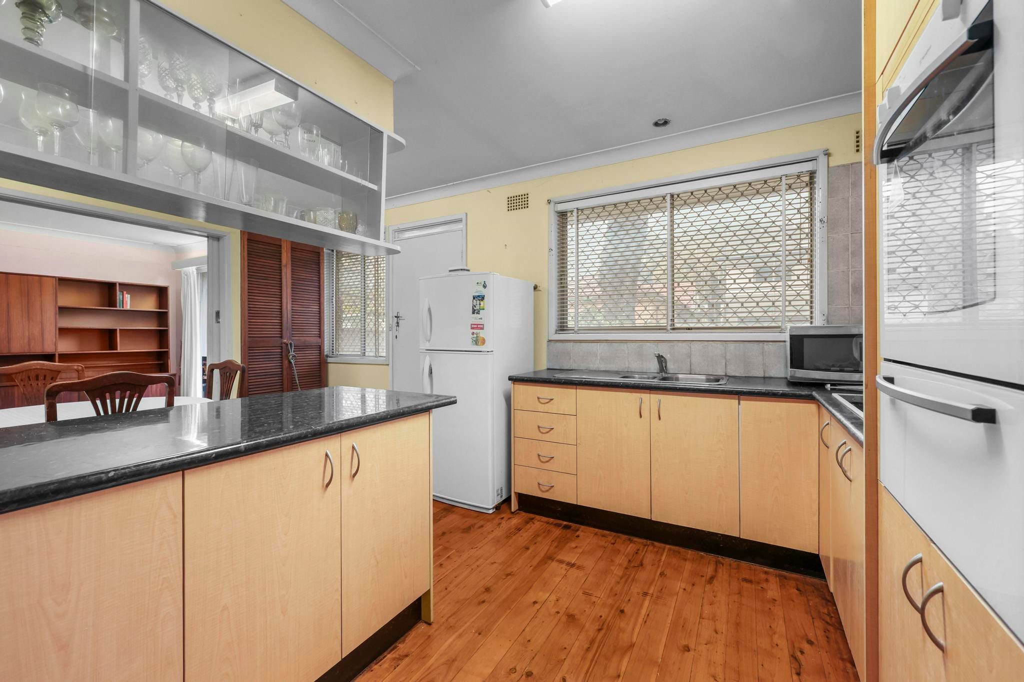 2 Kerrie Crescent, Peakhurst, NSW