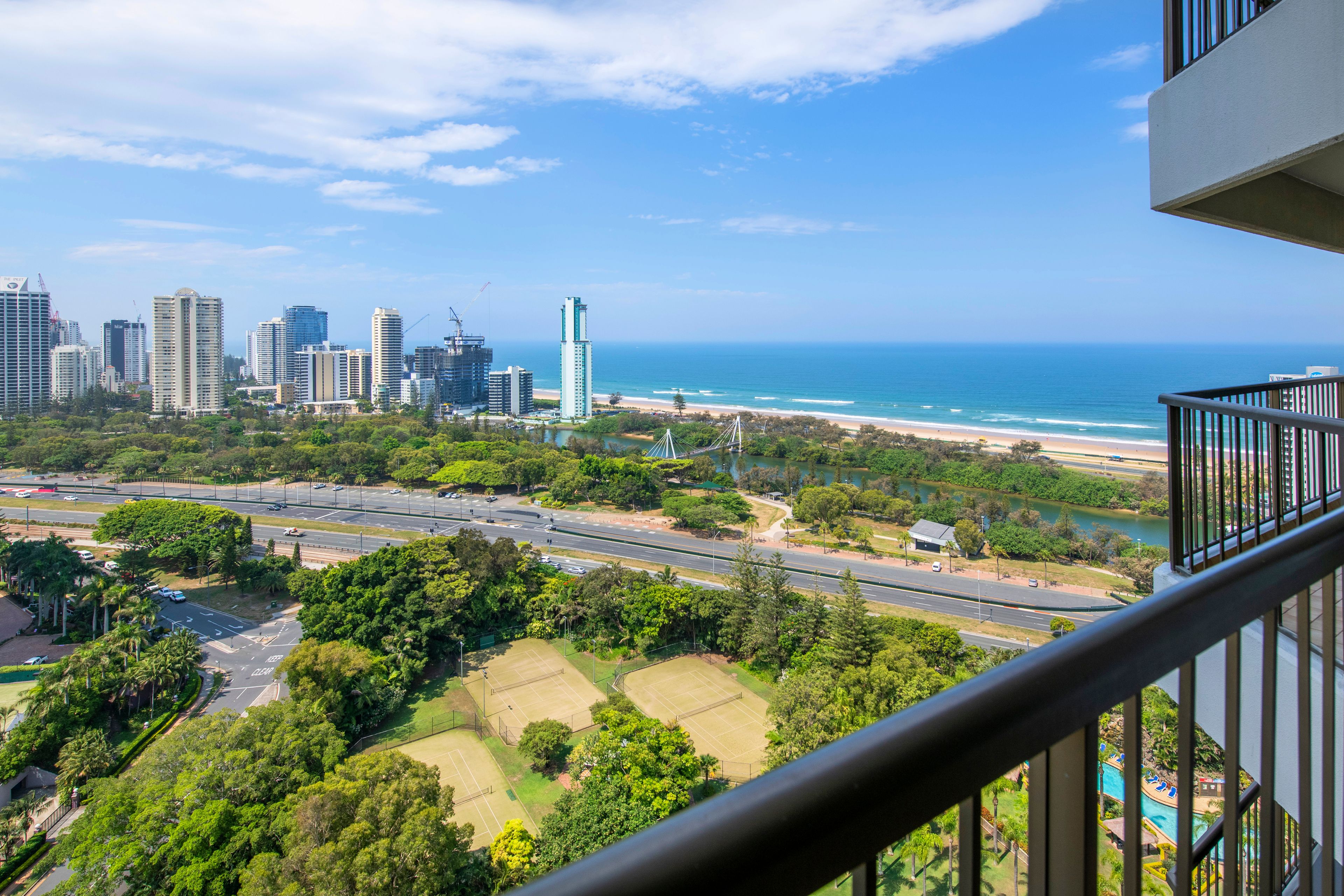 120/8 Admiralty Drive, Surfers Paradise, QLD 4217