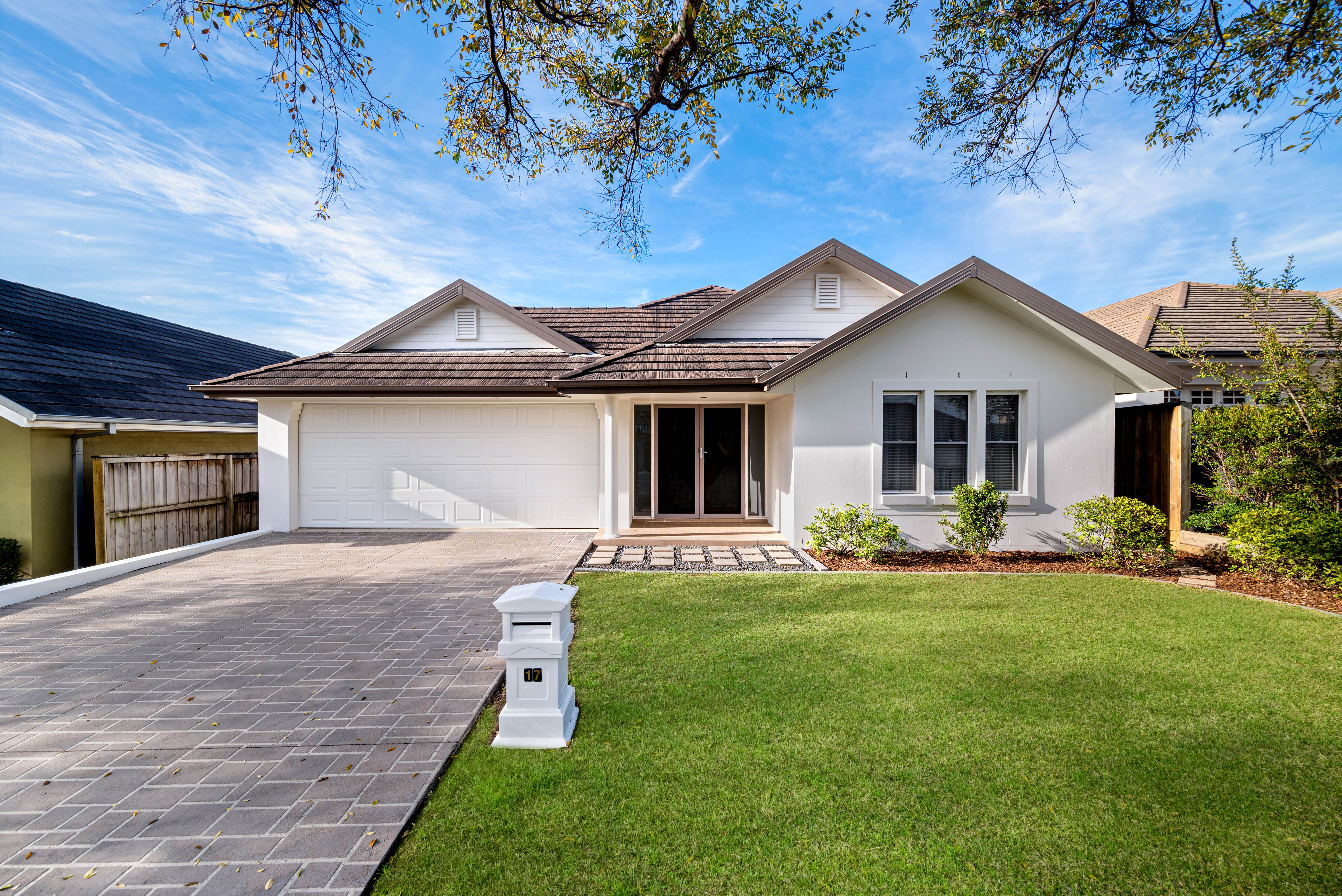 17 Grimes Avenue, Elderslie NSW 2570