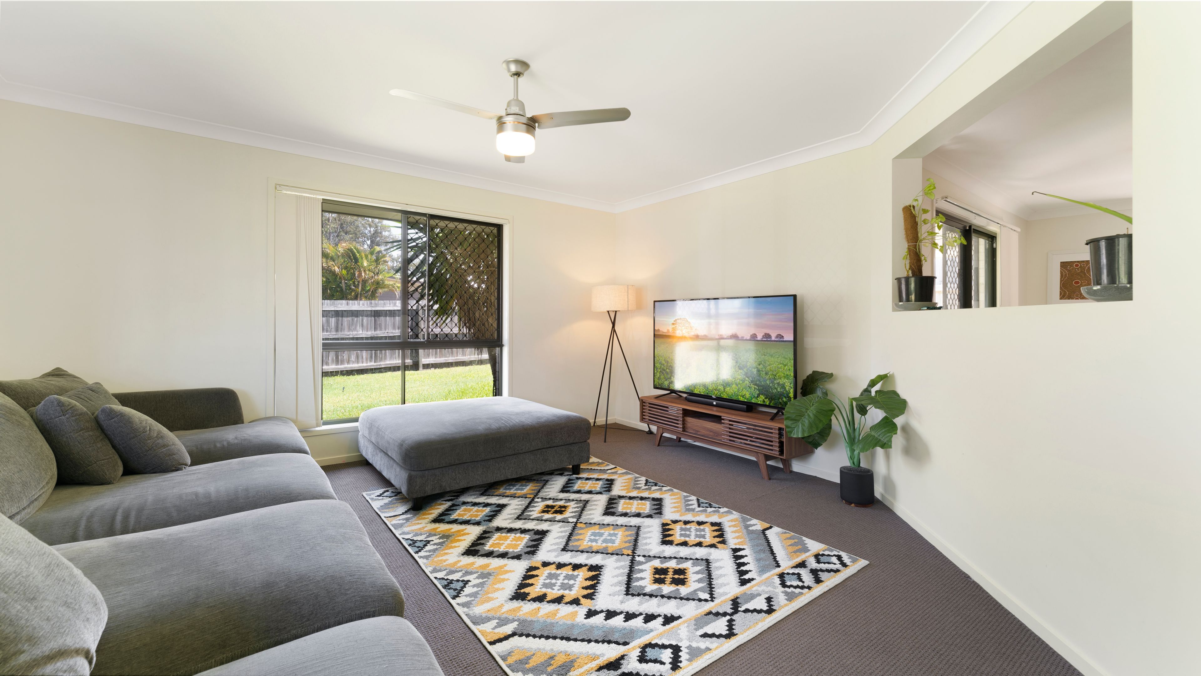 61 Rosella Street, Loganlea, QLD 4131