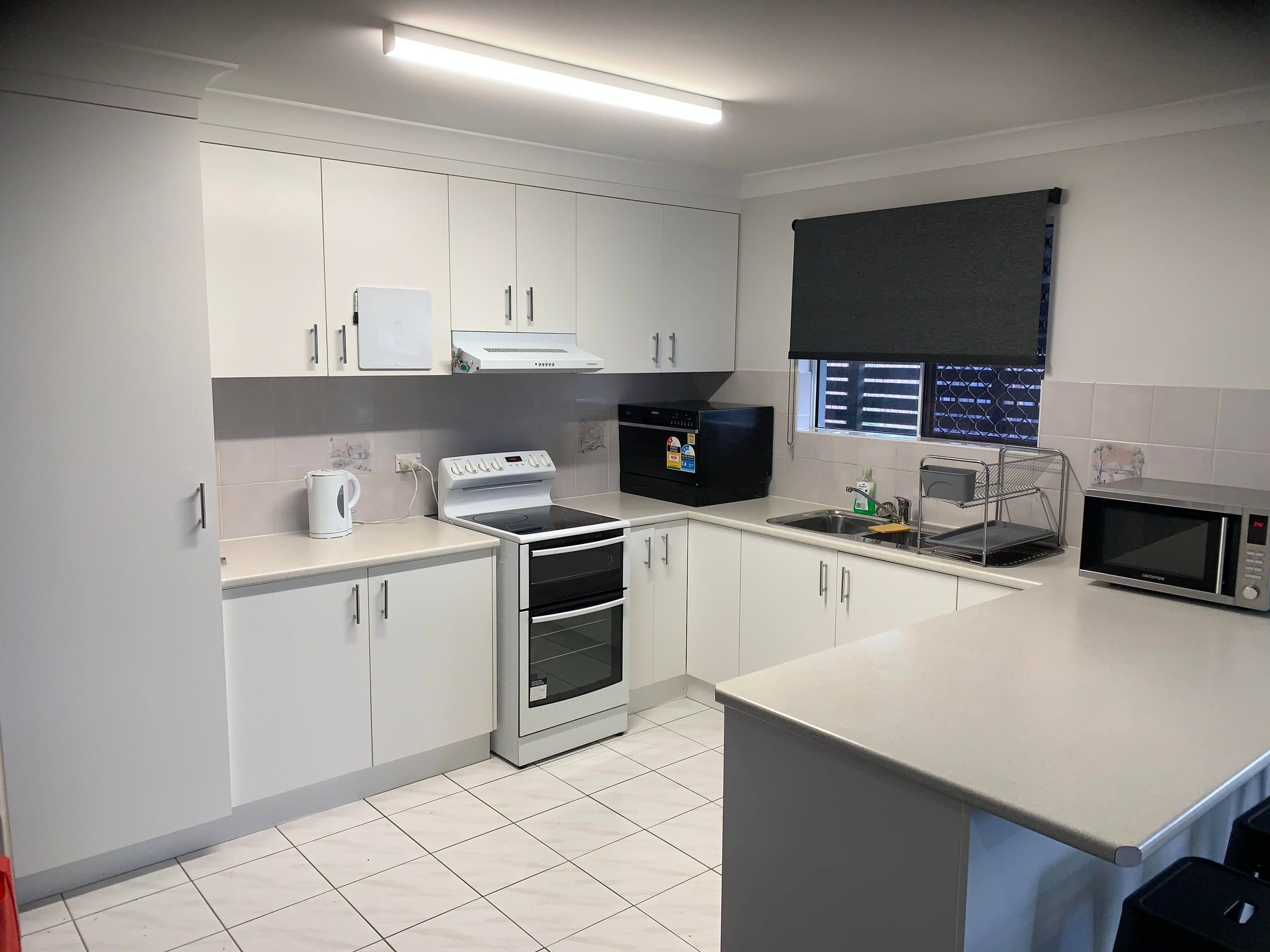 2/11 Wedge Street, Urraween, QLD 4655