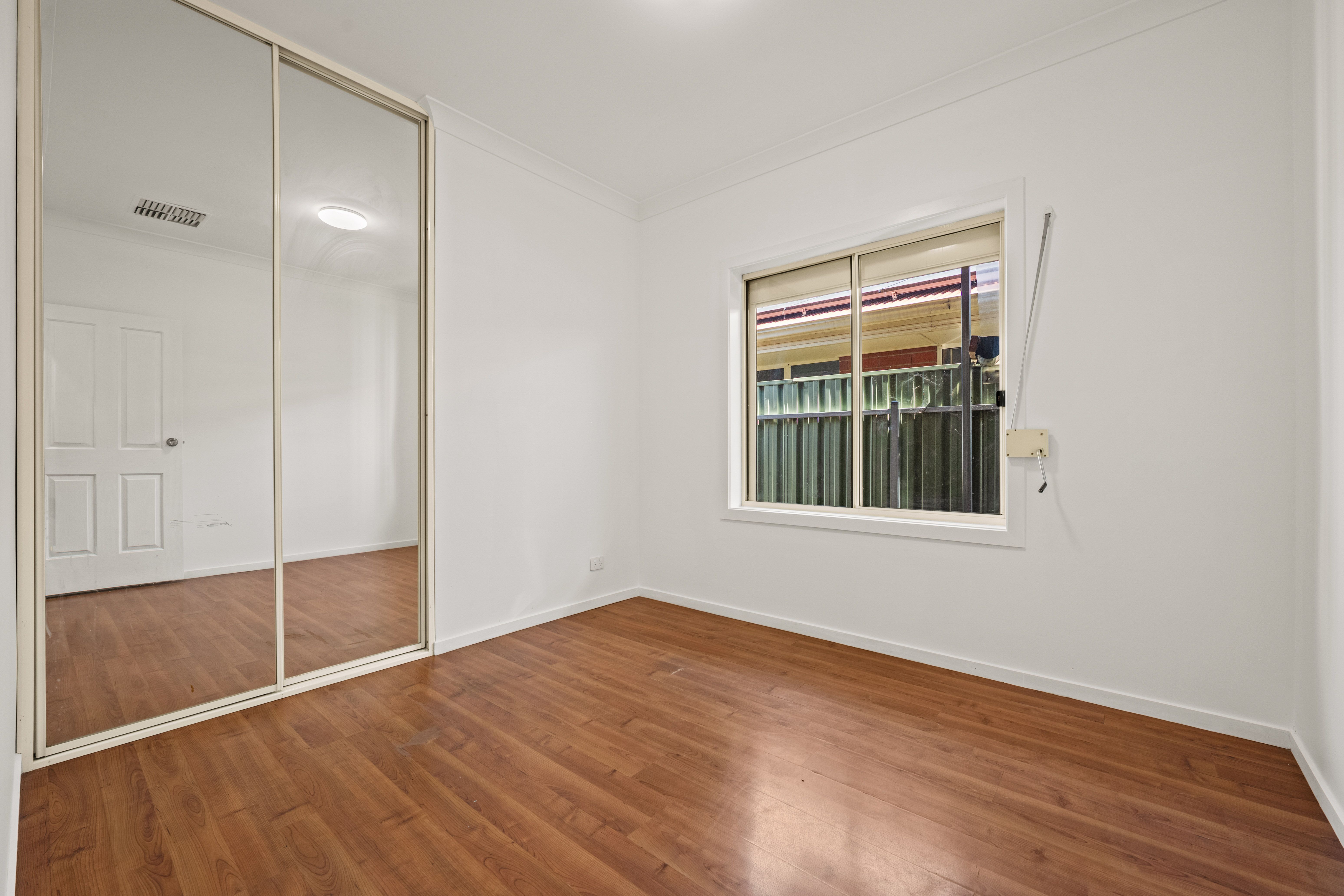 55 Rolleston Avenue — photo 15 of 25