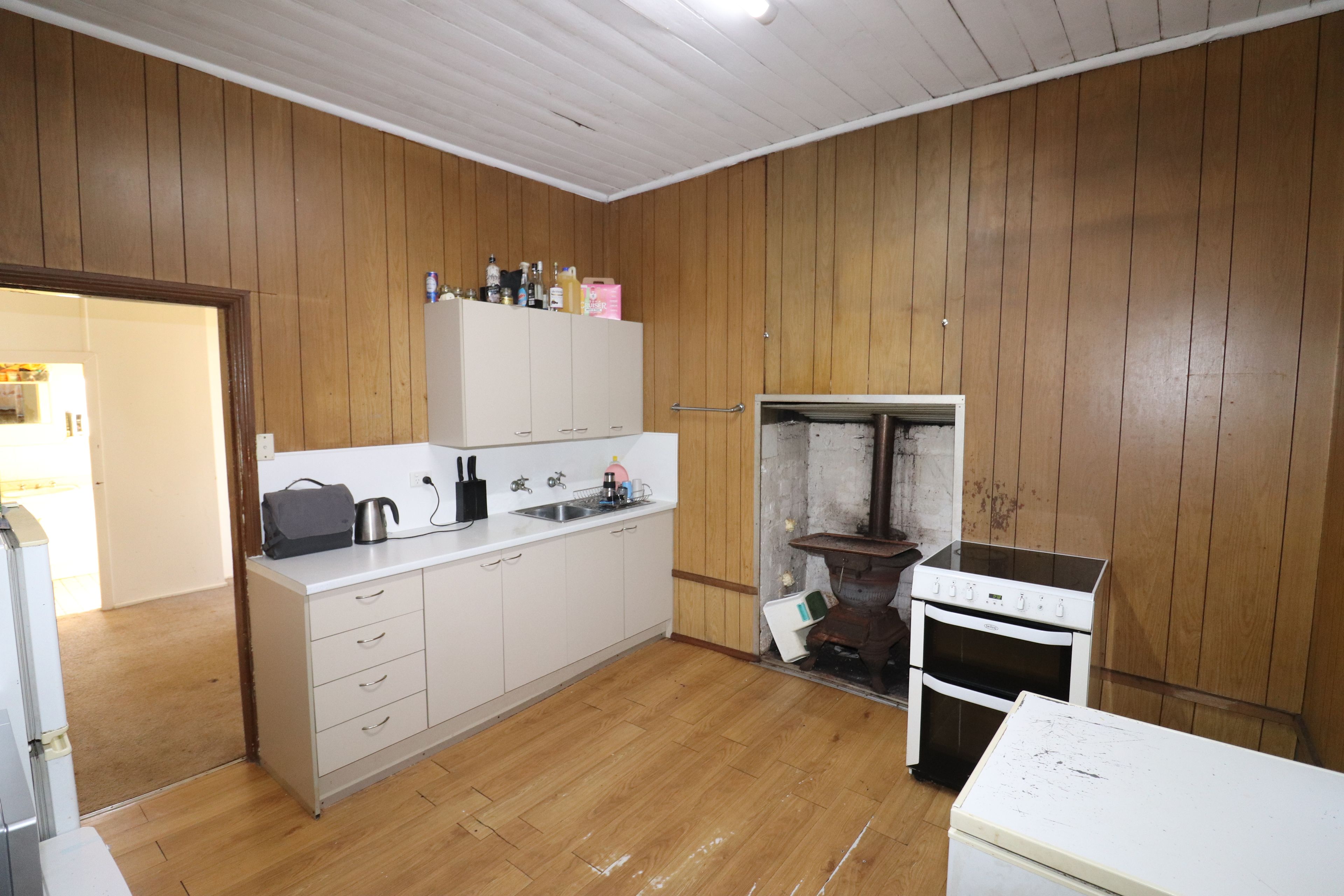 27 Church Street, Glen Innes, NSW 2370