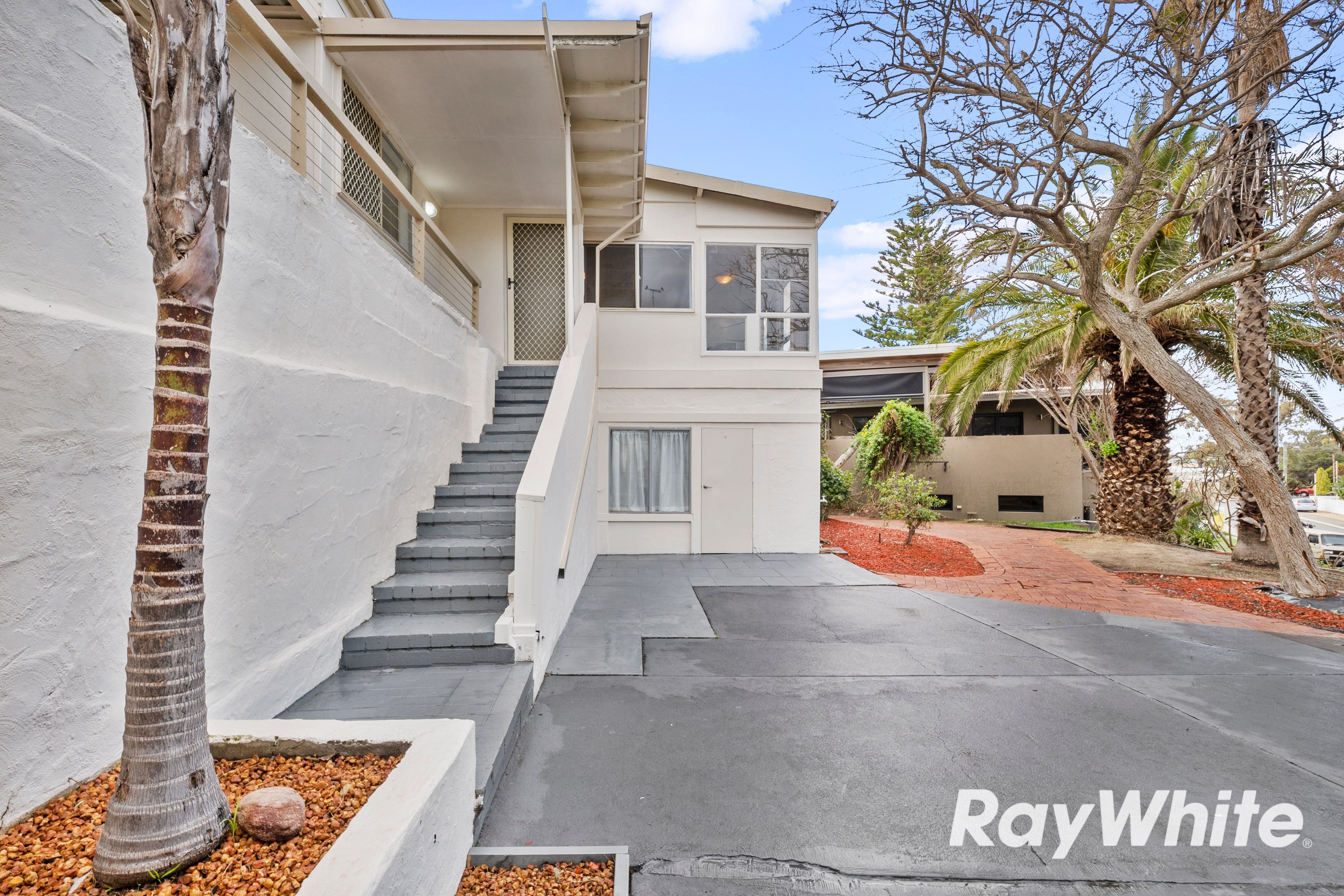 24 Valley Road — photo 9 of 25