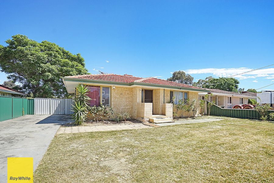 21 Pannell Way, Girrawheen WA 6064