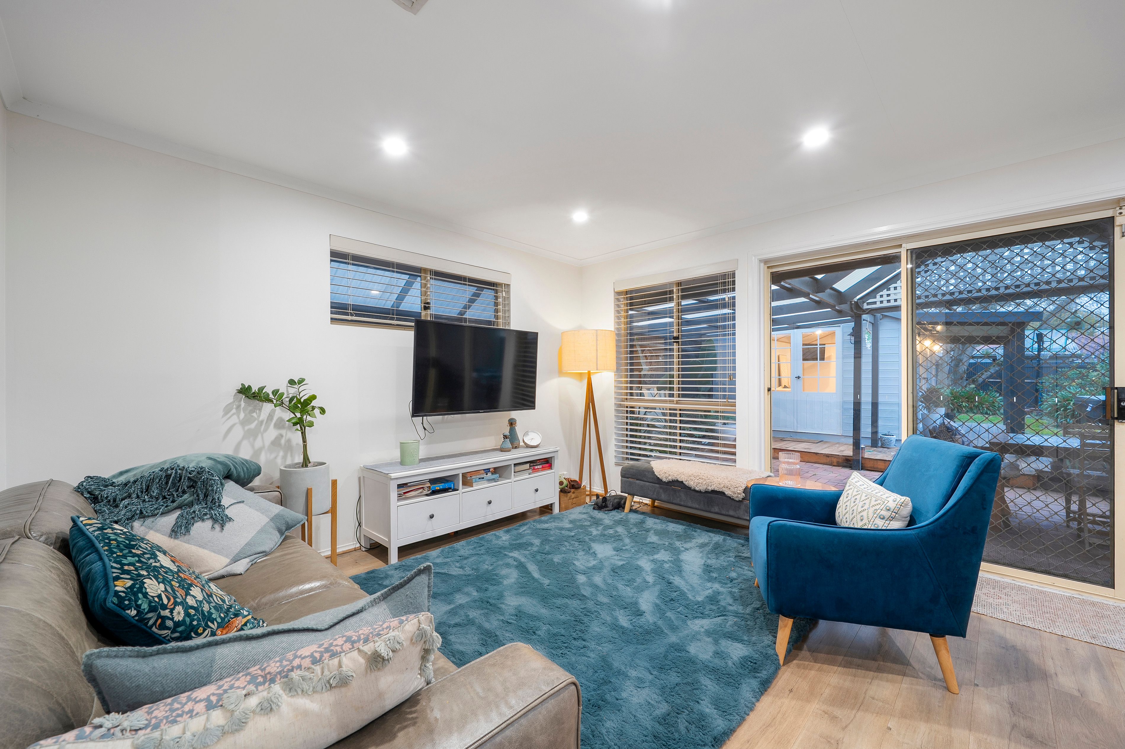 1/2 Leron Avenue — photo 5 of 20