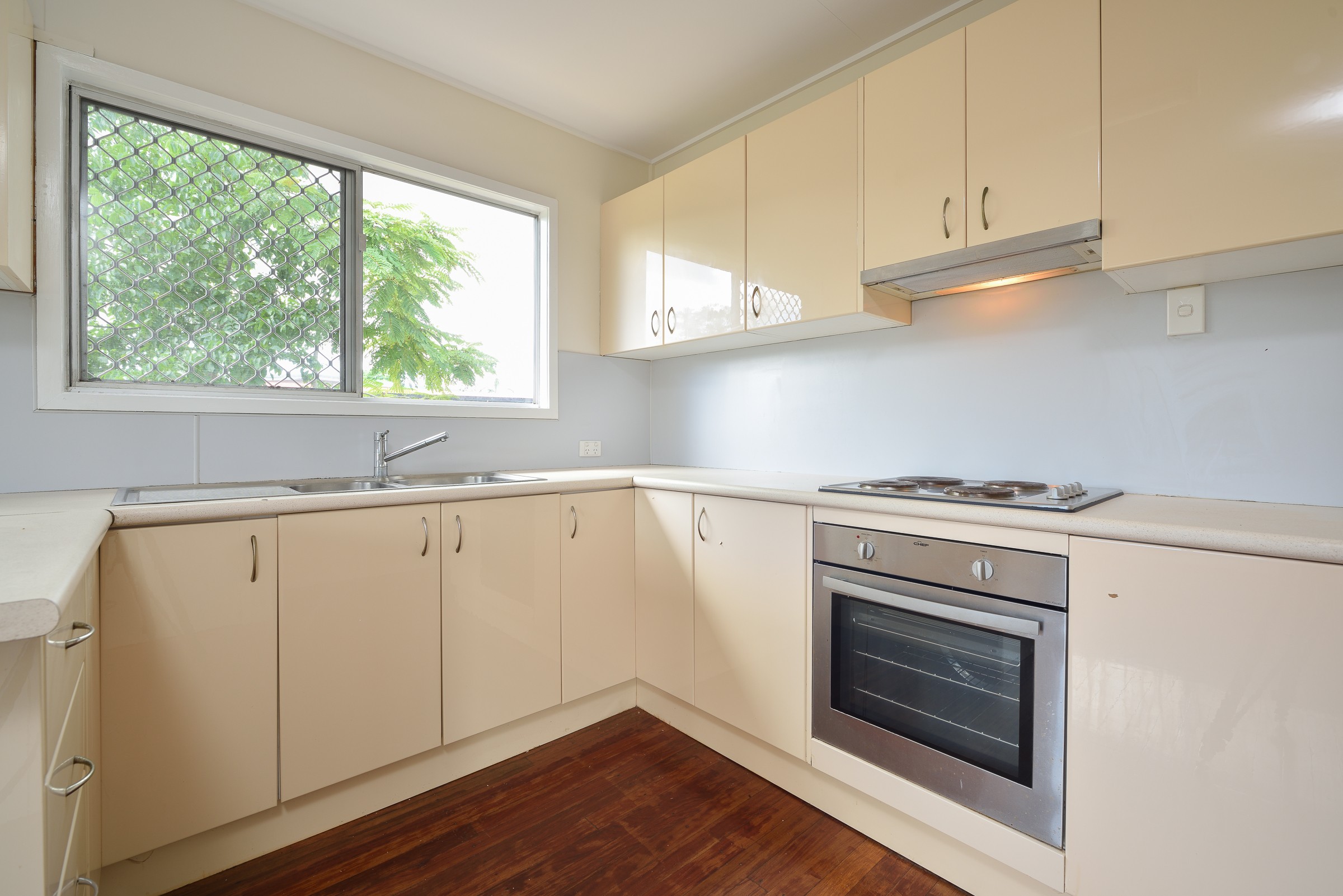 7 Douglas Avenue, Sun Valley, QLD 4680