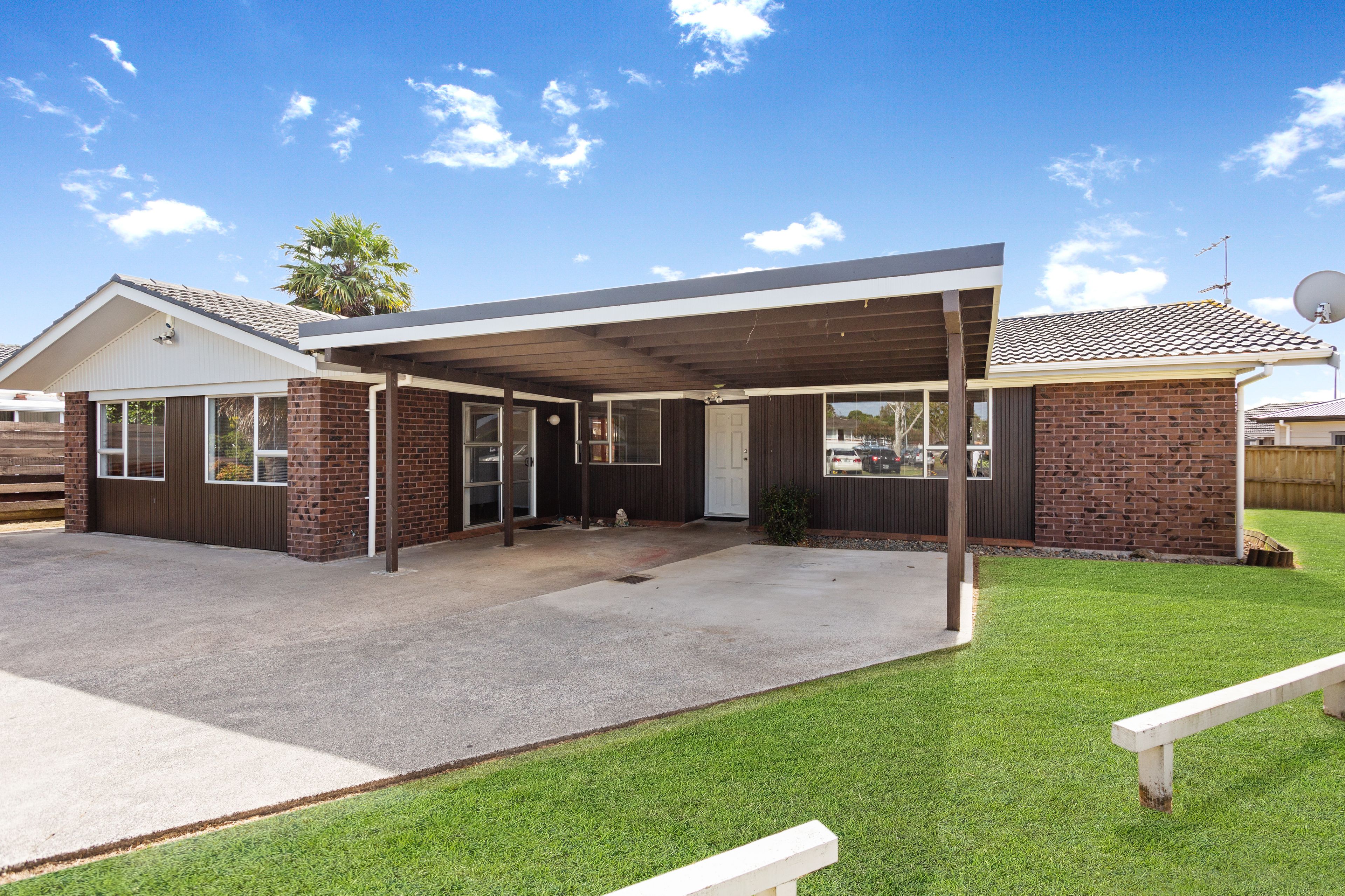 7 Pettit Place, Manukau, Manukau City
