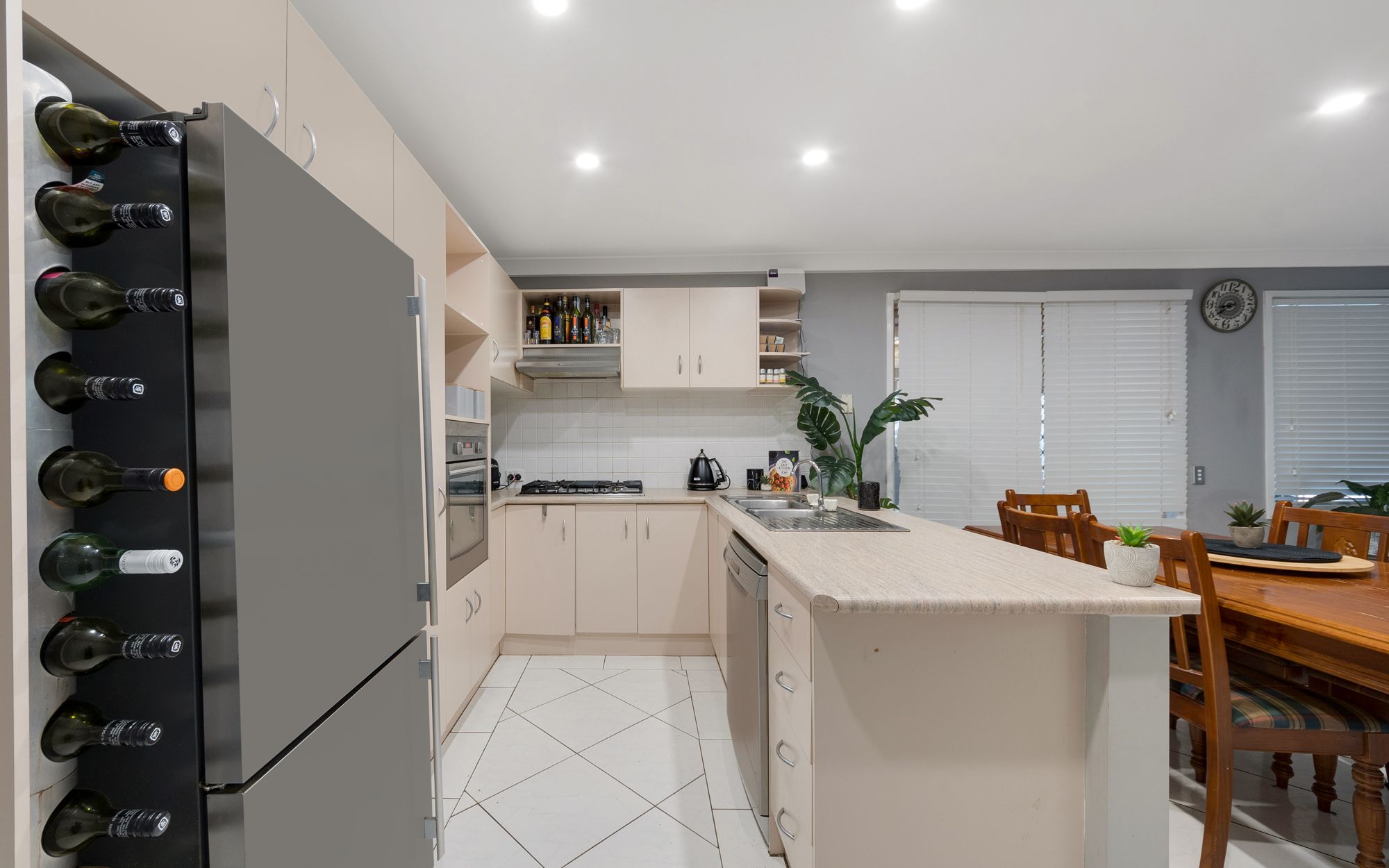 15 Rose Drive, Mount Annan, NSW 2567