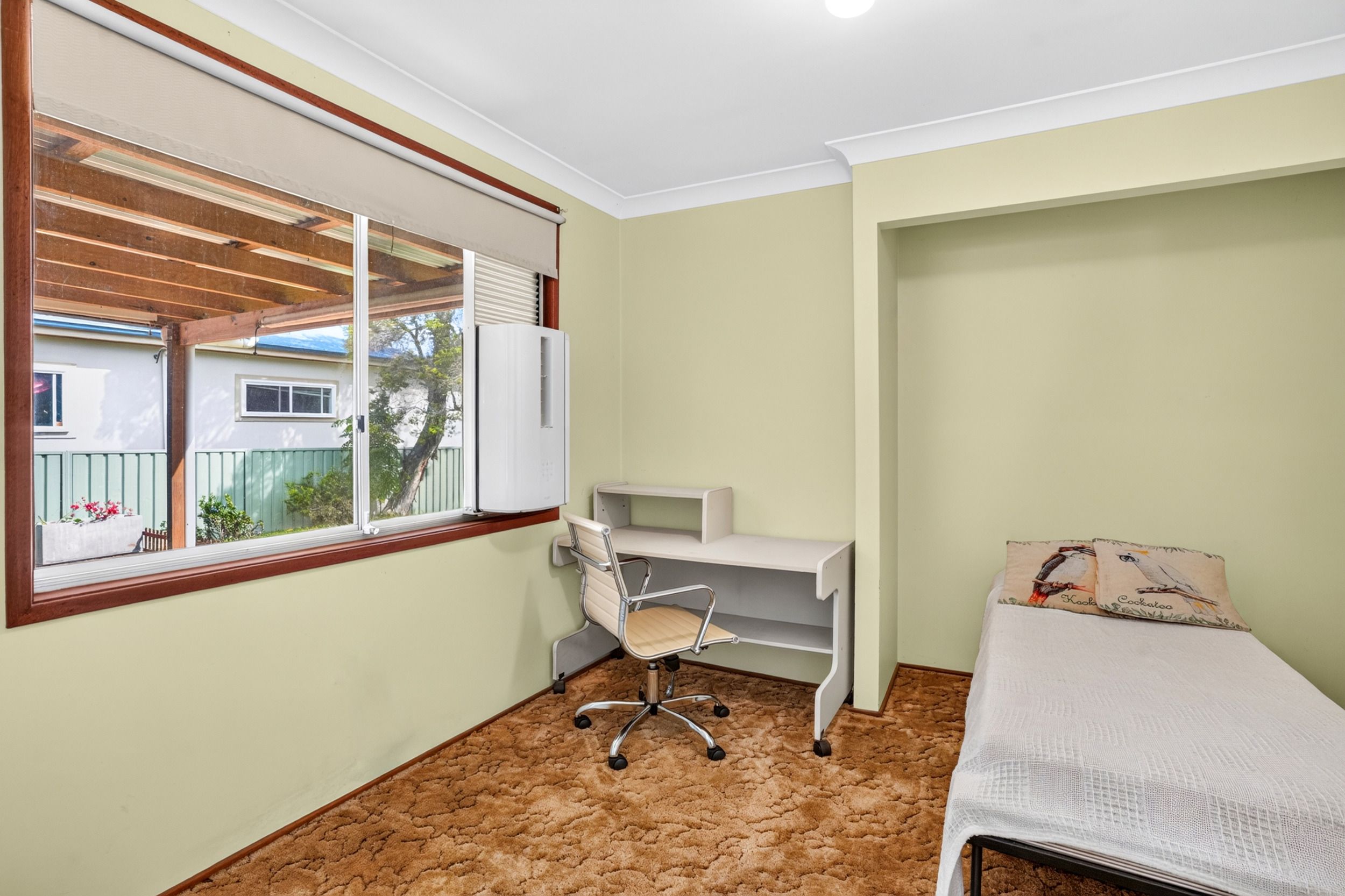 80 Playford Road — photo 10 of 17