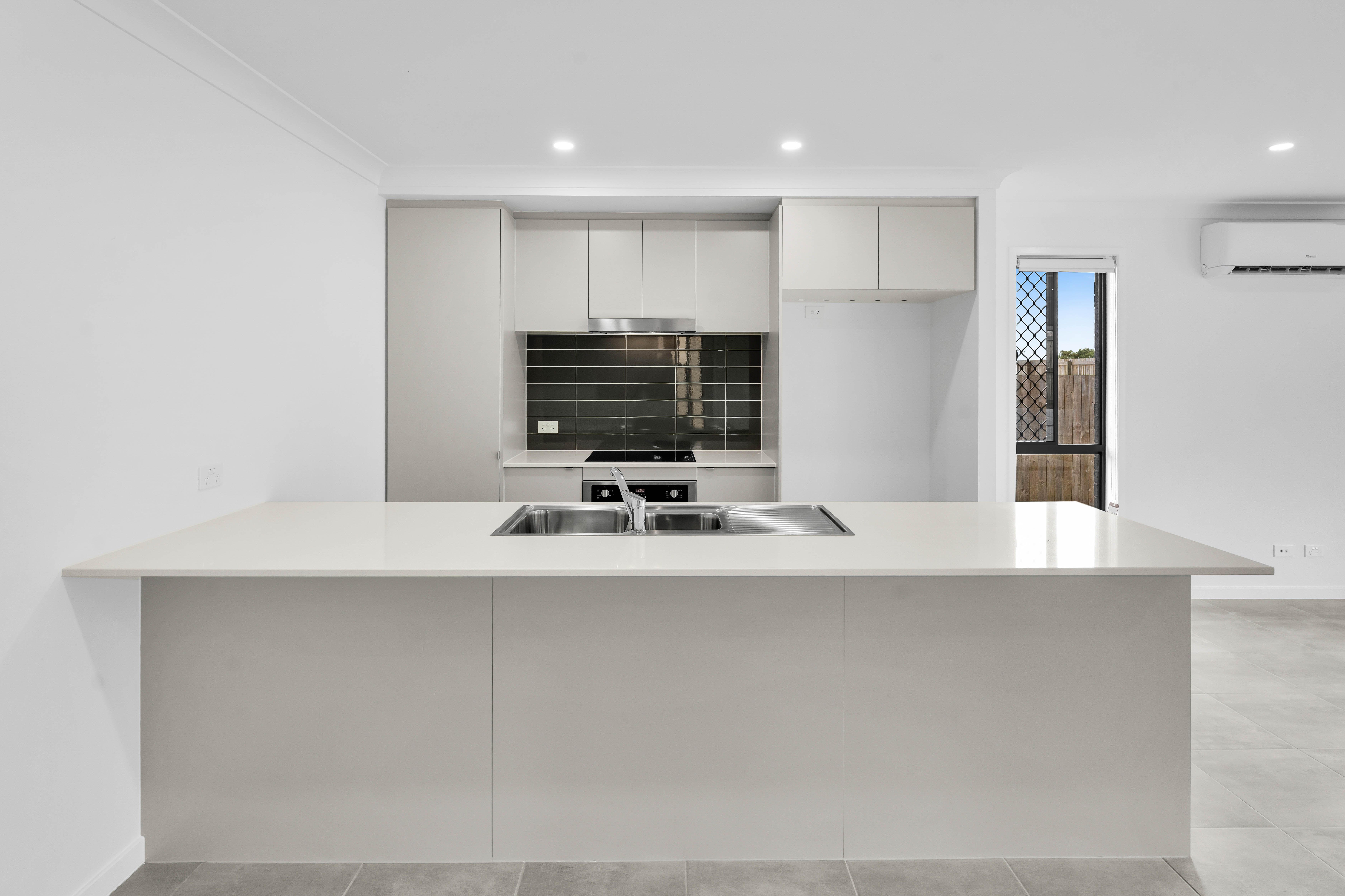 129 Alawoona Street, Redbank Plains, QLD 4301