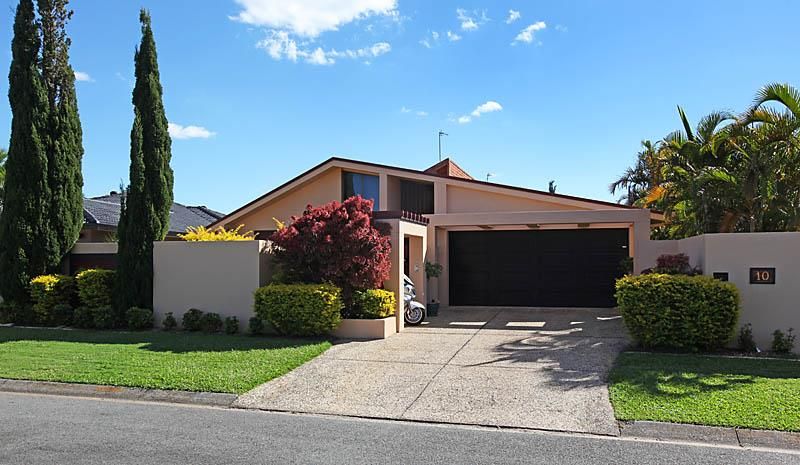 10 De Haviland Avenue, Benowa, QLD 4217